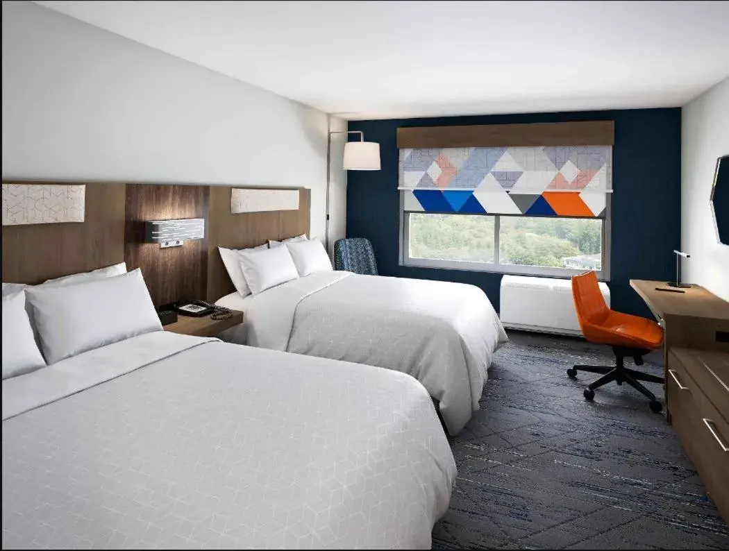 Bed in Holiday Inn Express Corpus Christi - Beachfront by IHG Bed in Holiday Inn Express Corpus Christi - Beachfront by IHG