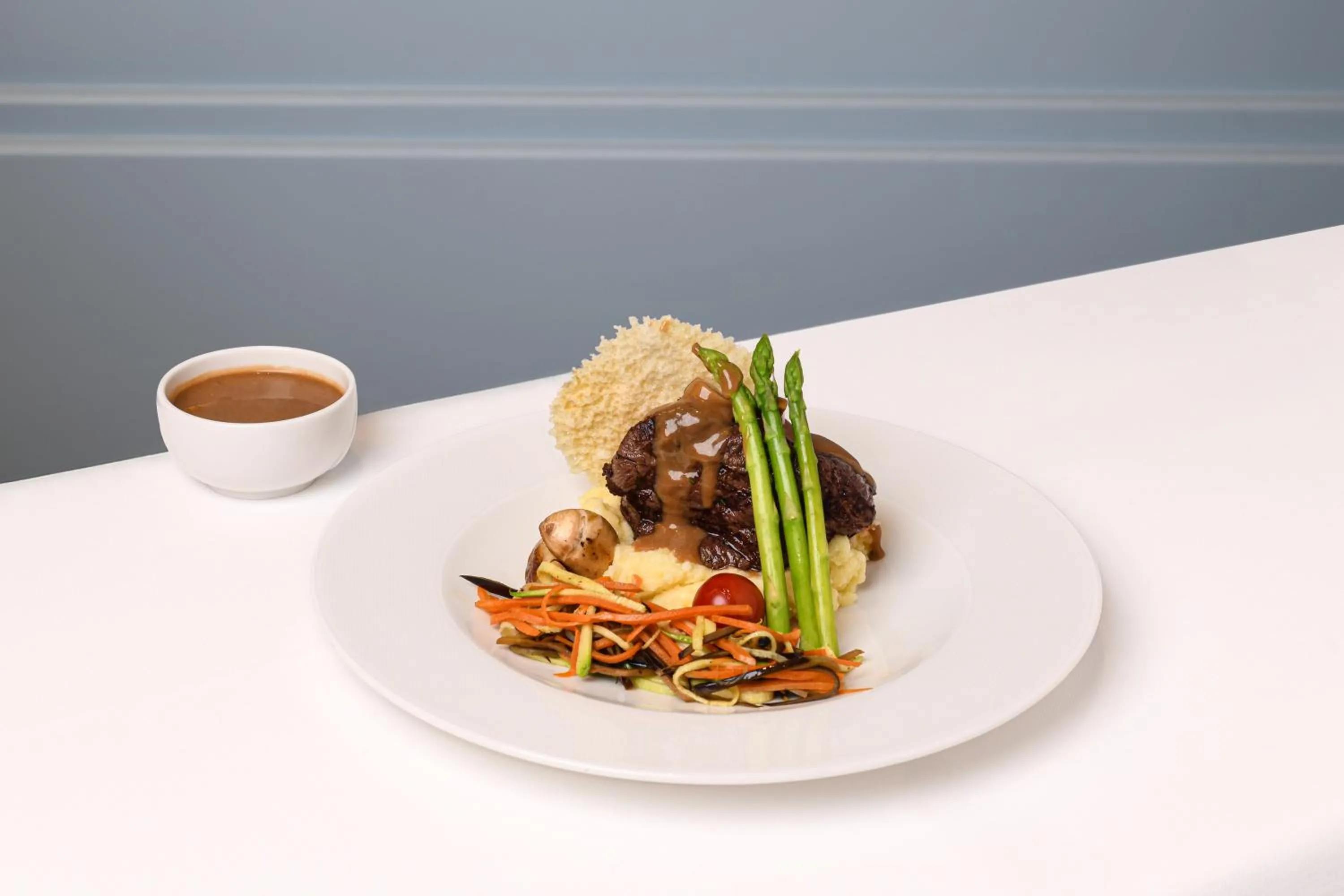 Restaurant/places to eat in Hilton Al Khobar King Fahd Causeway