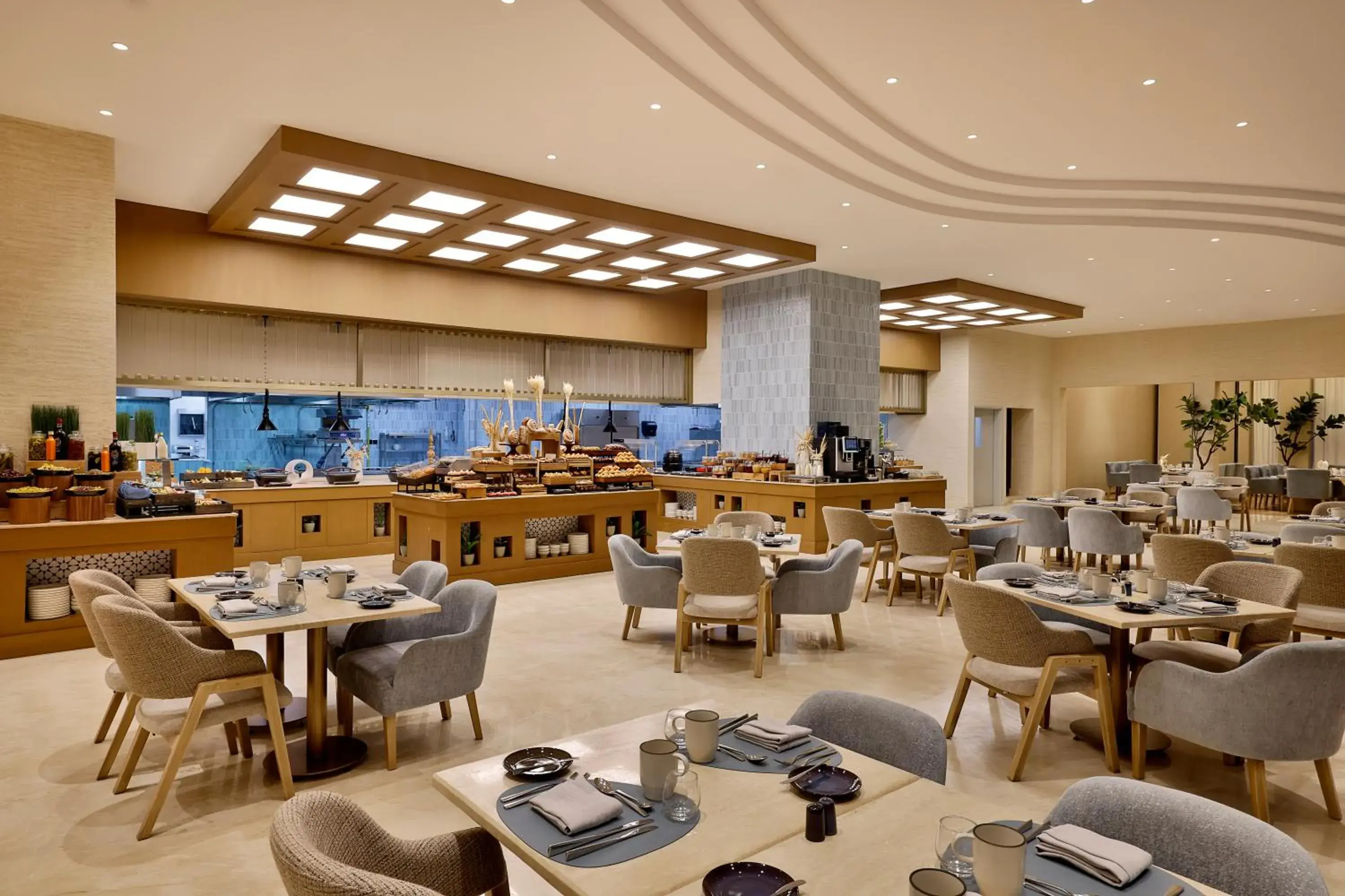 Restaurant/places to eat in Hilton Al Khobar King Fahd Causeway Restaurant/places to eat in Hilton Al Khobar King Fahd Causeway