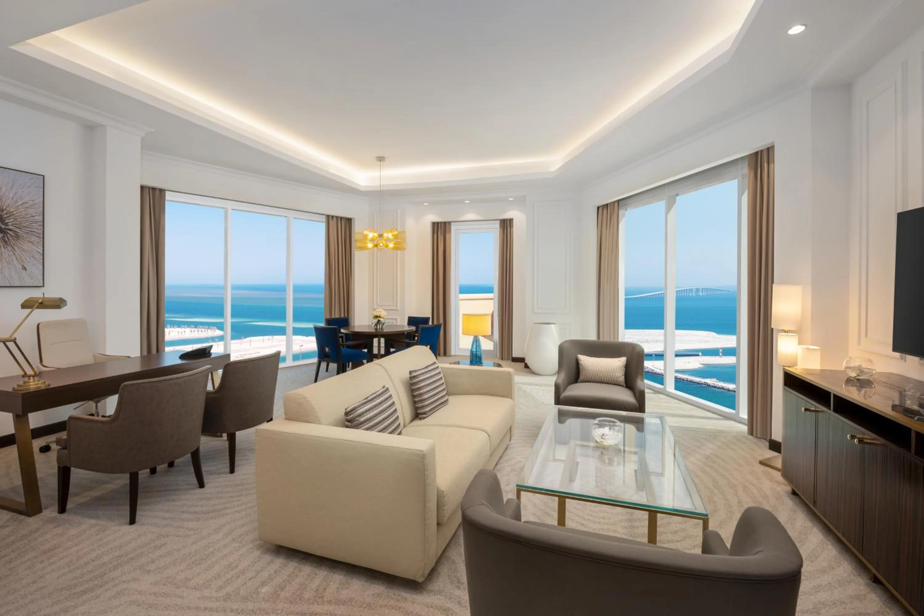 TV and multimedia in Hilton Al Khobar King Fahd Causeway