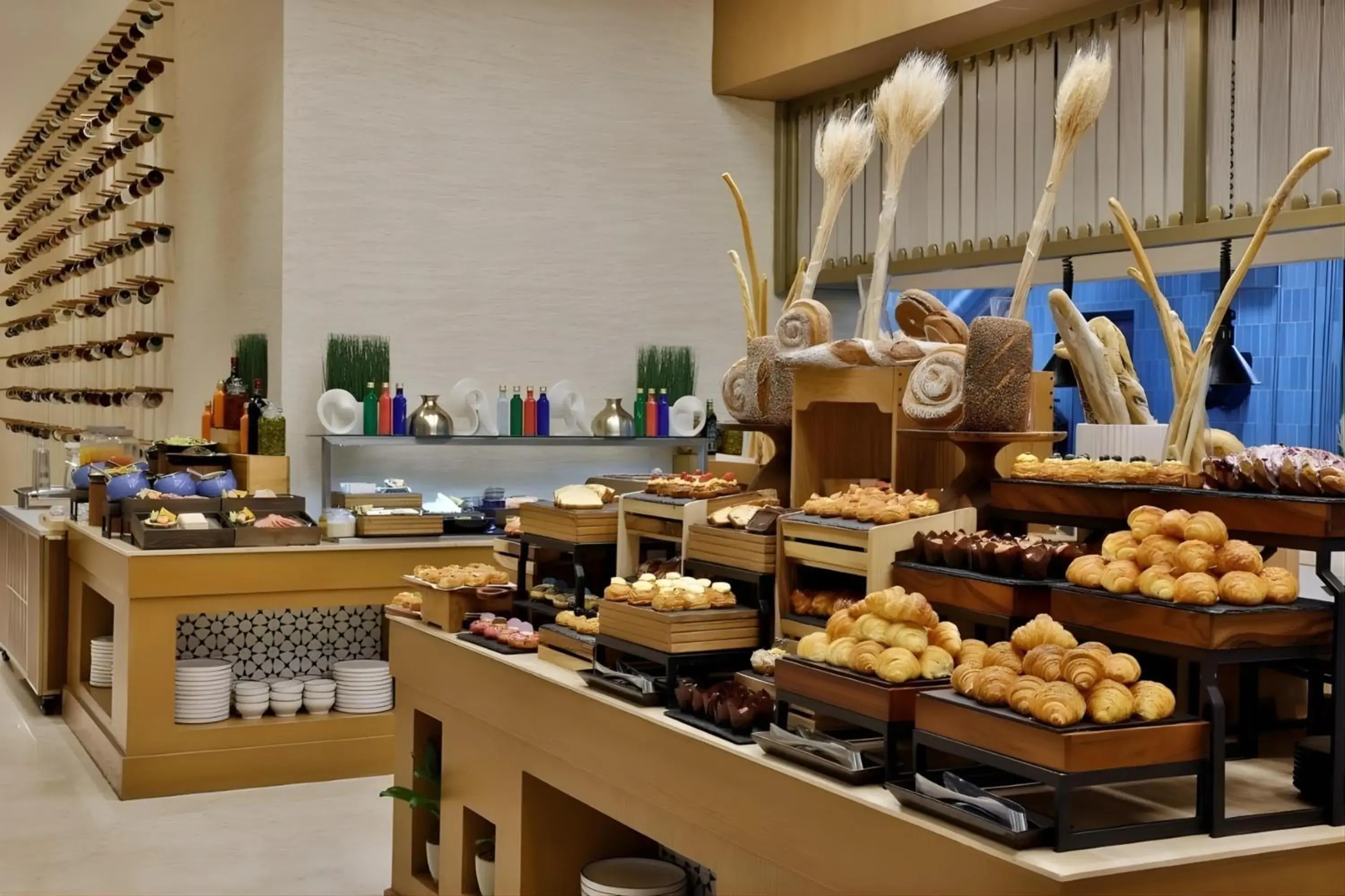 Restaurant/places to eat in Hilton Al Khobar King Fahd Causeway Restaurant/places to eat in Hilton Al Khobar King Fahd Causeway