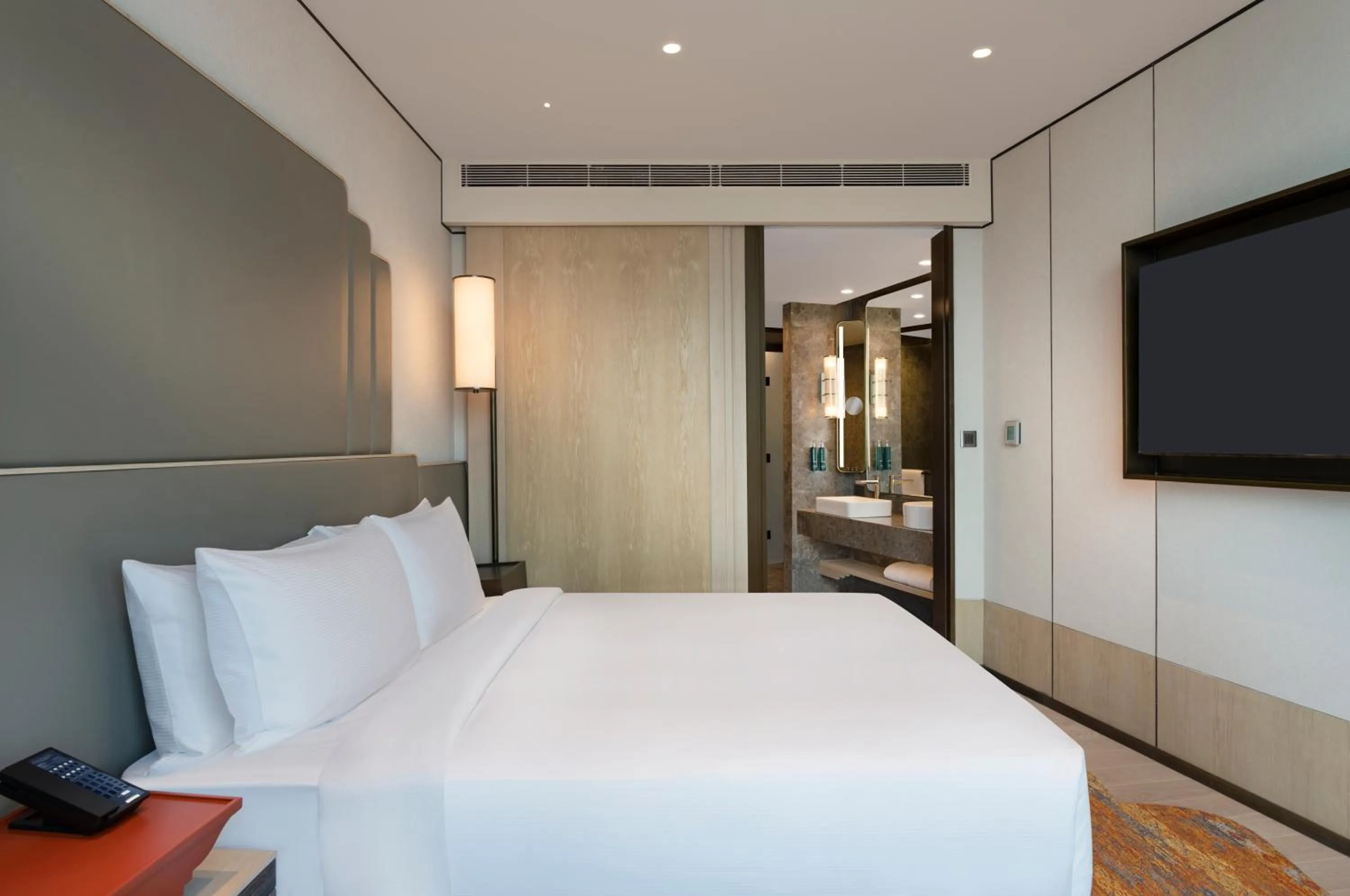 Bed in Hilton Kathmandu