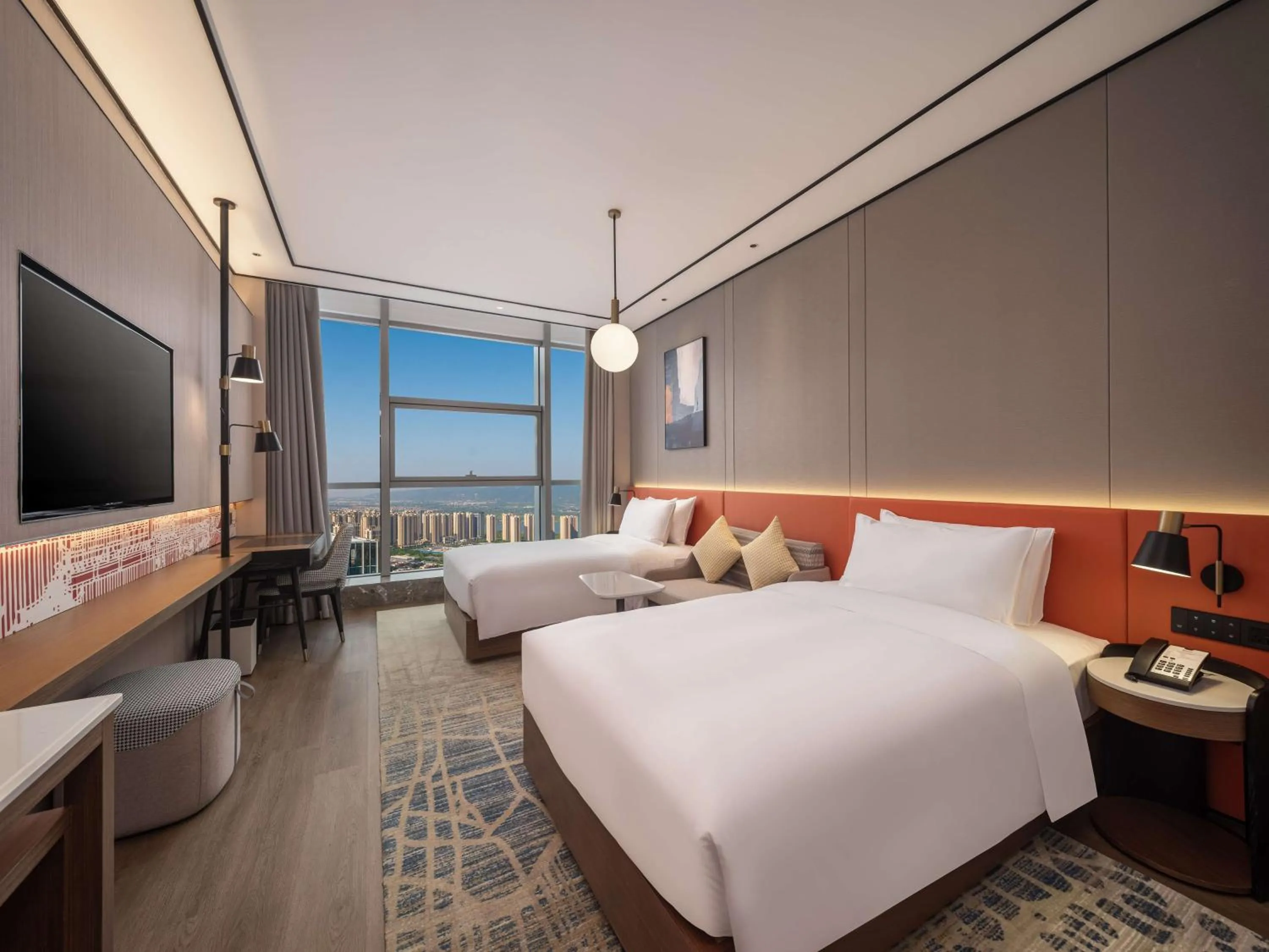 Living room, Bed in Hilton Garden Inn Taiyuan Binhe