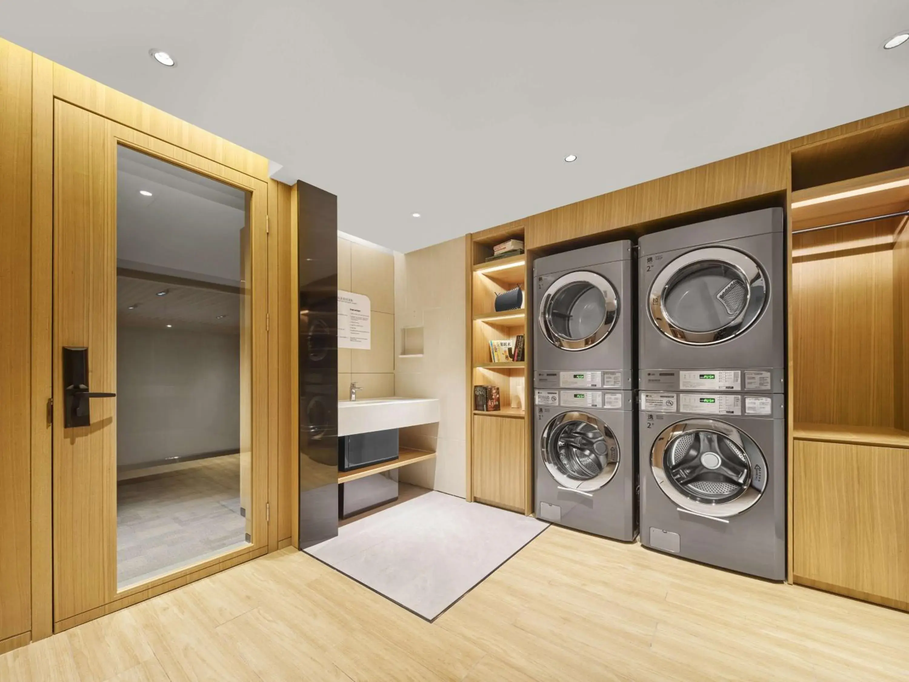 Property building, Bed in Hilton Garden Inn Jinzhong Yuci Property building, Bed in Hilton Garden Inn Jinzhong Yuci