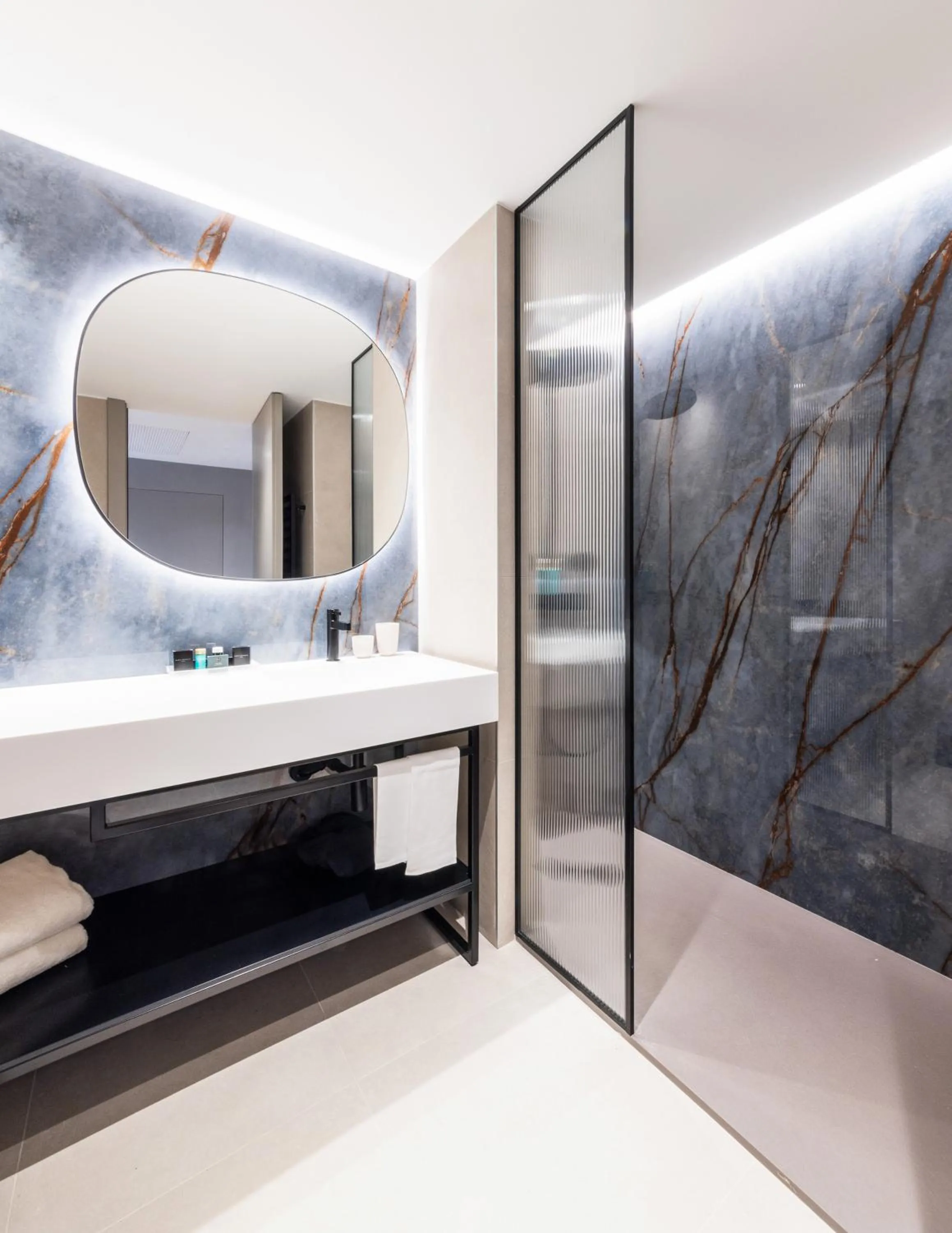 Bathroom in Como Hills