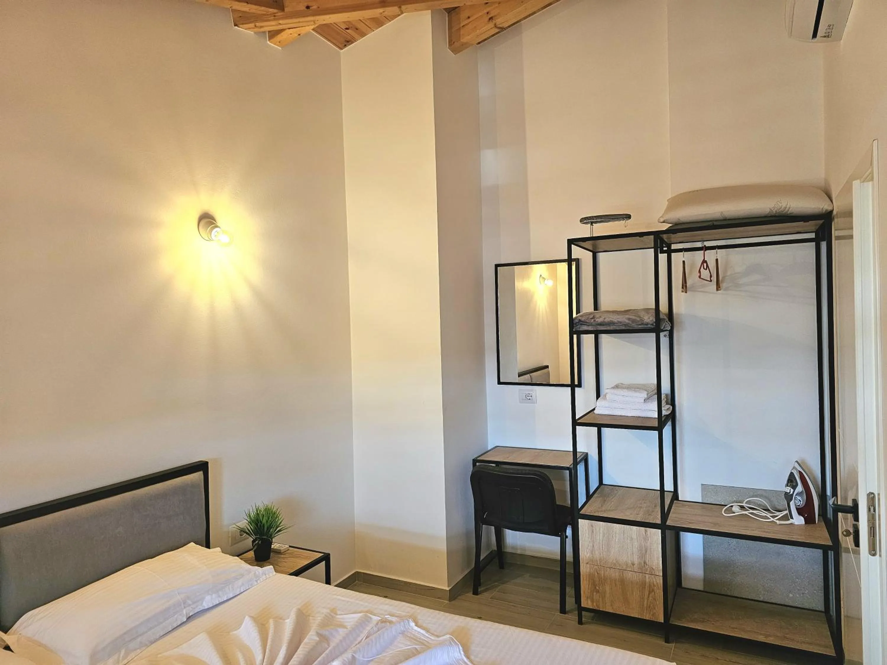 Bed in Villa Arta Apartments