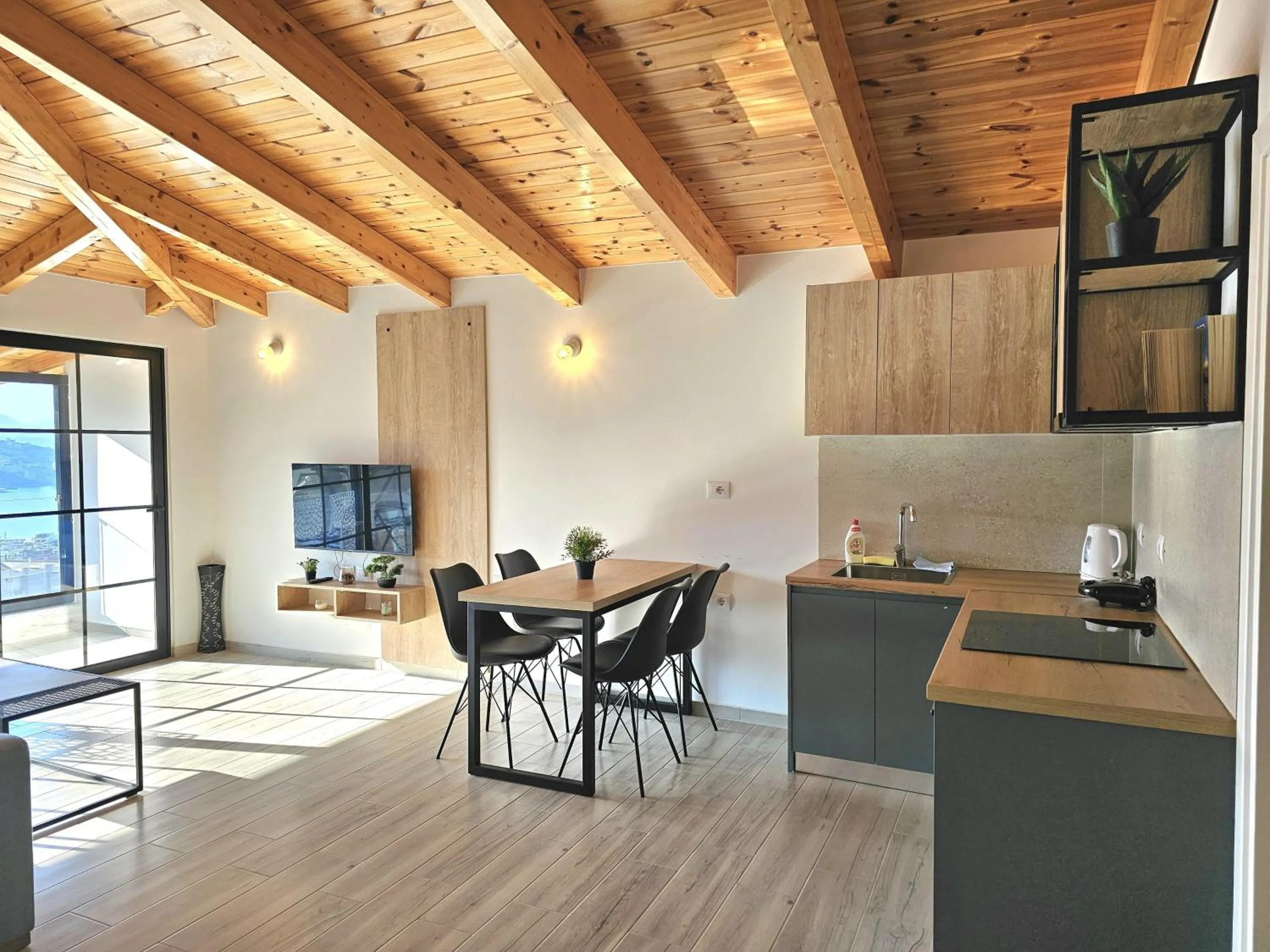 Kitchen or kitchenette in Villa Arta Apartments