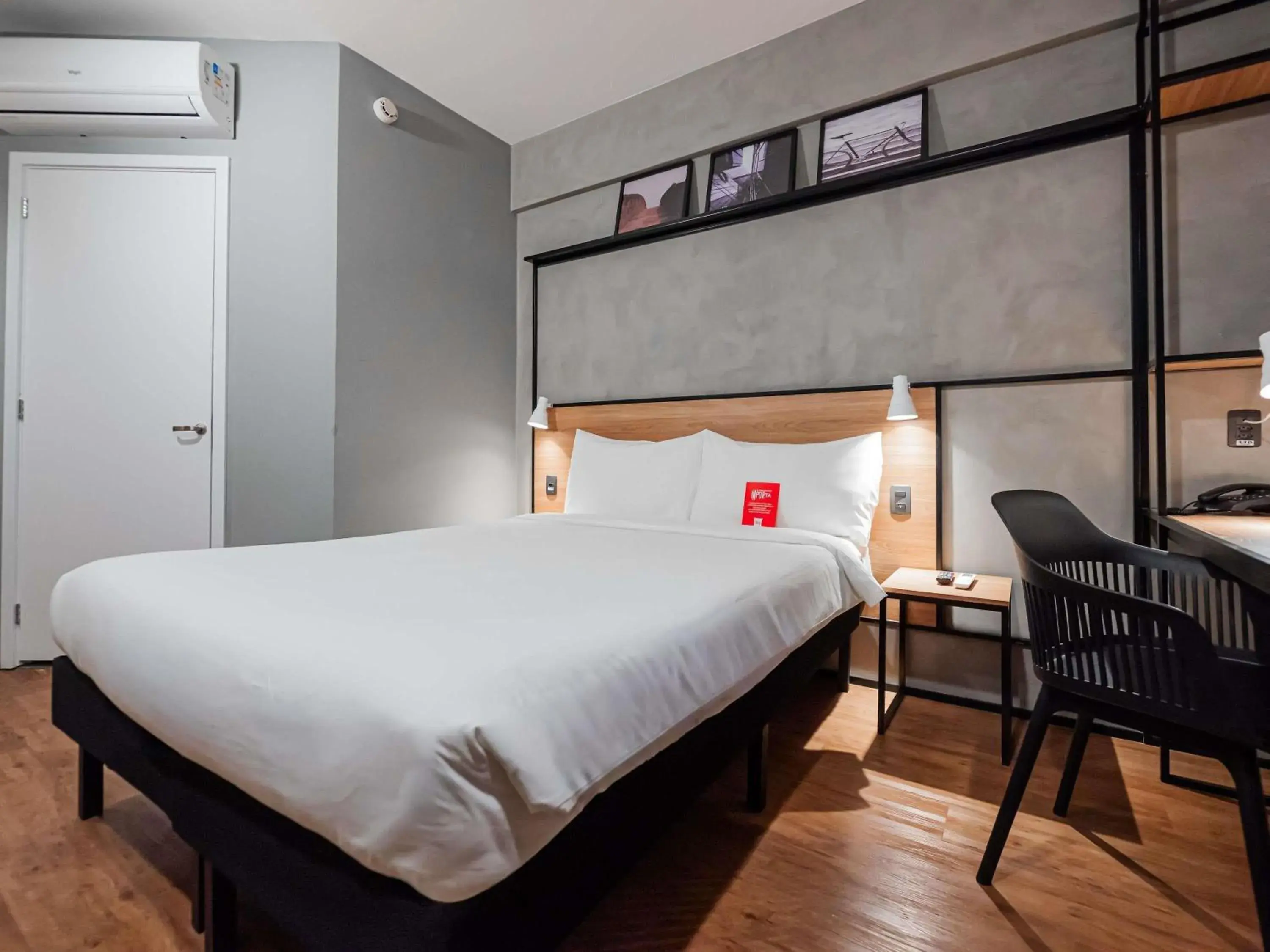 Bedroom, Bed in ibis Lavras Bedroom, Bed in ibis Lavras