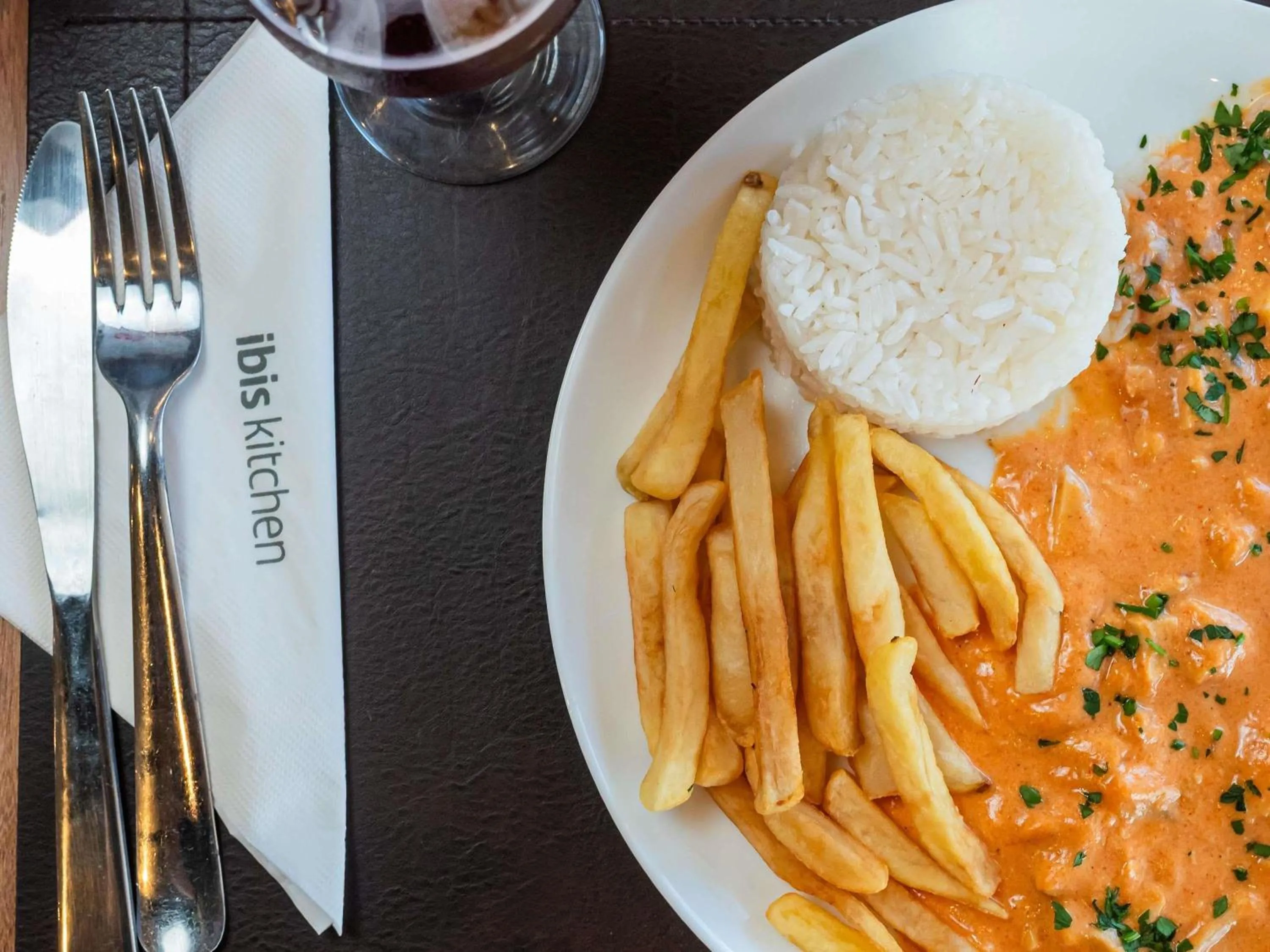 Restaurant/places to eat in ibis Lavras