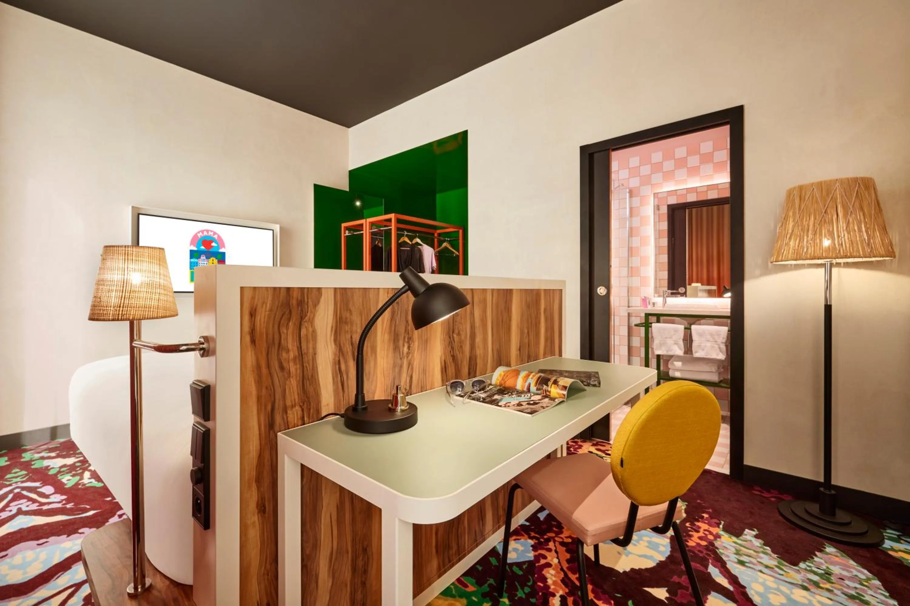 Bed in Mama Shelter Nice