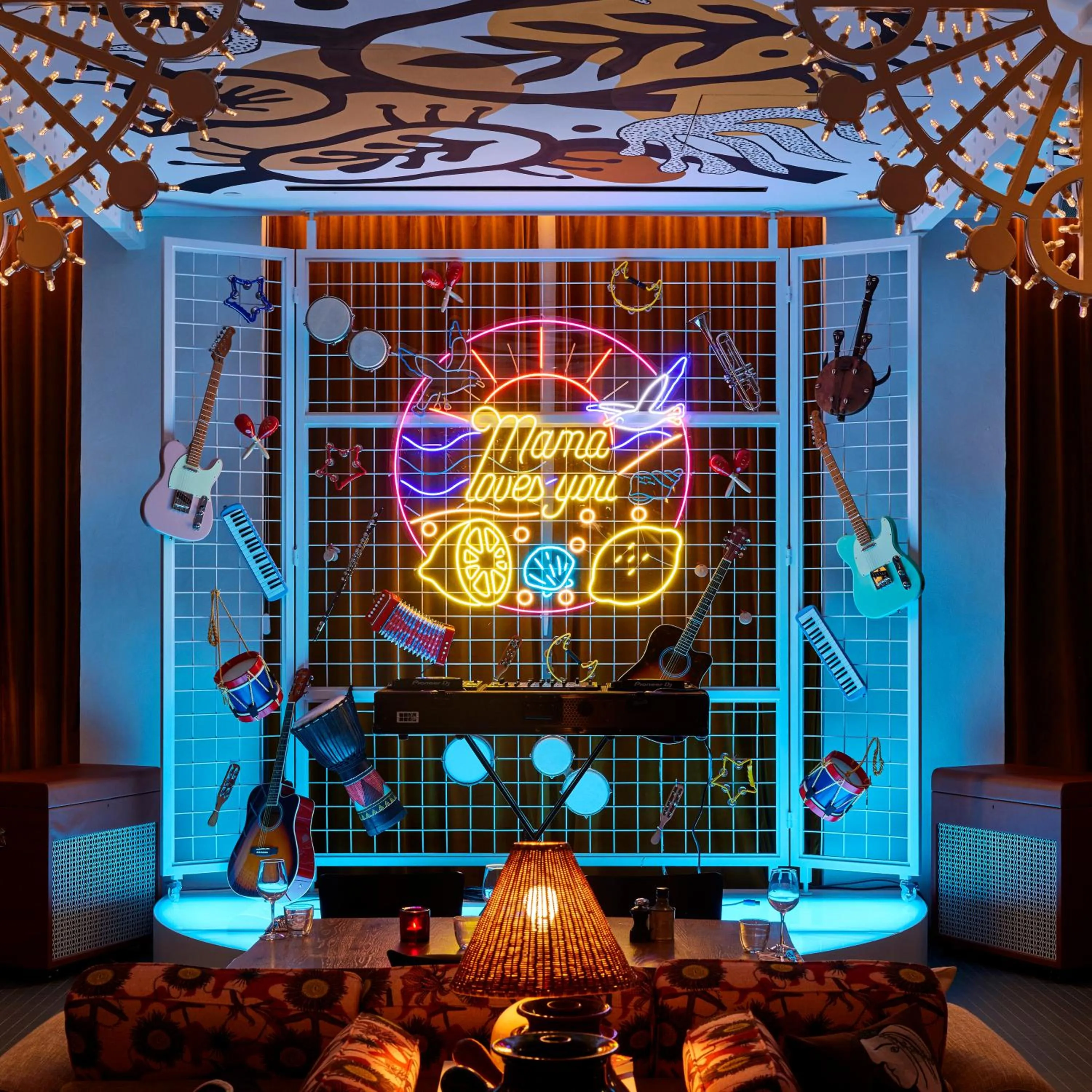 Restaurant/places to eat in Mama Shelter Nice