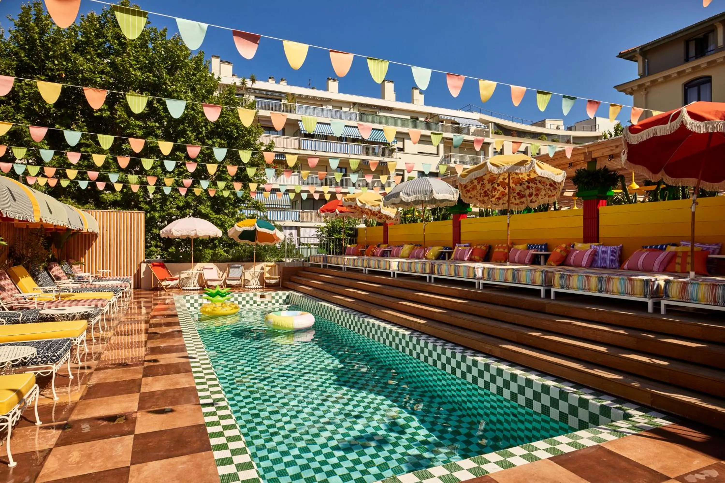 Swimming pool in Mama Shelter Nice