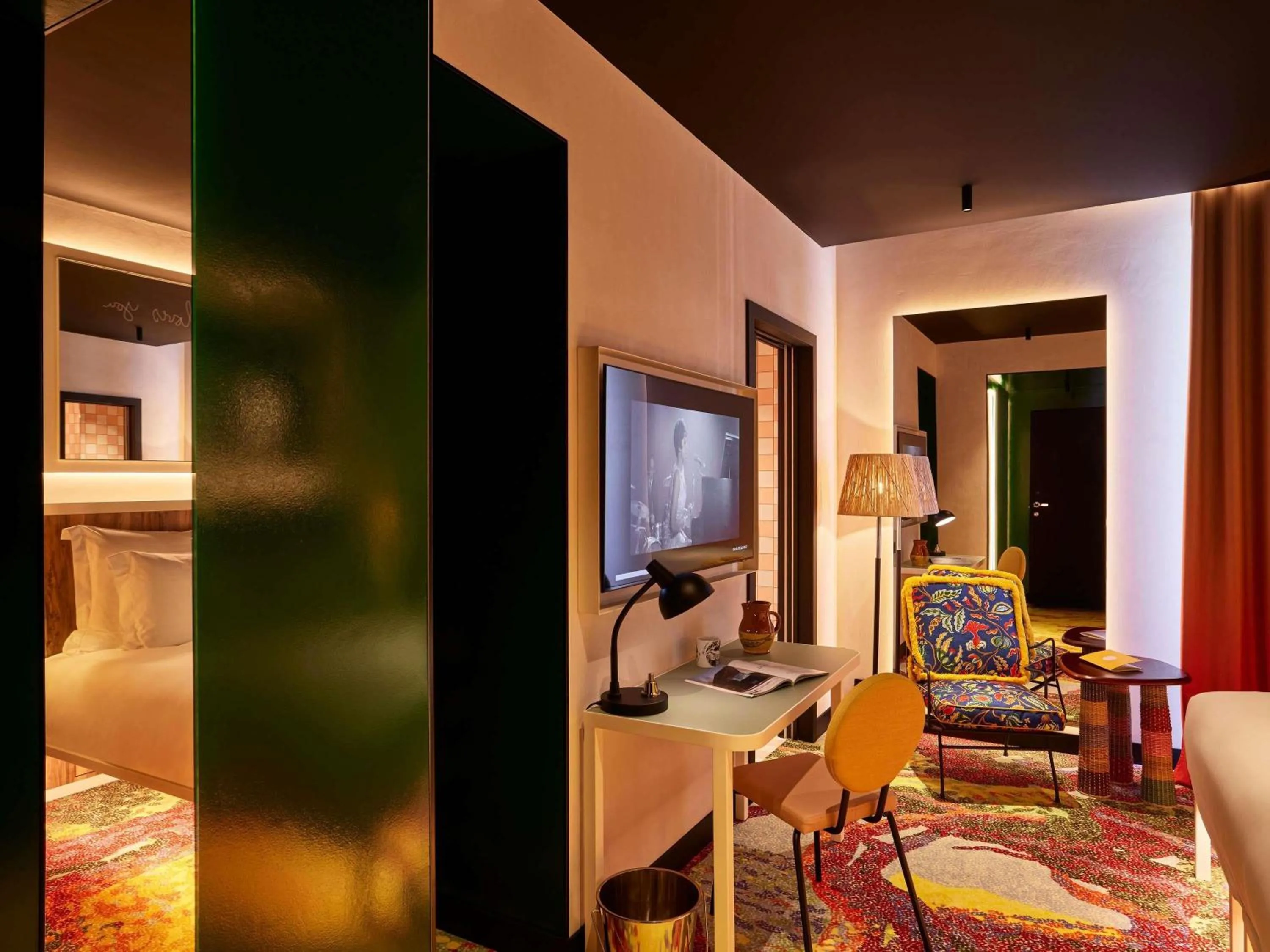 Bedroom in Mama Shelter Nice