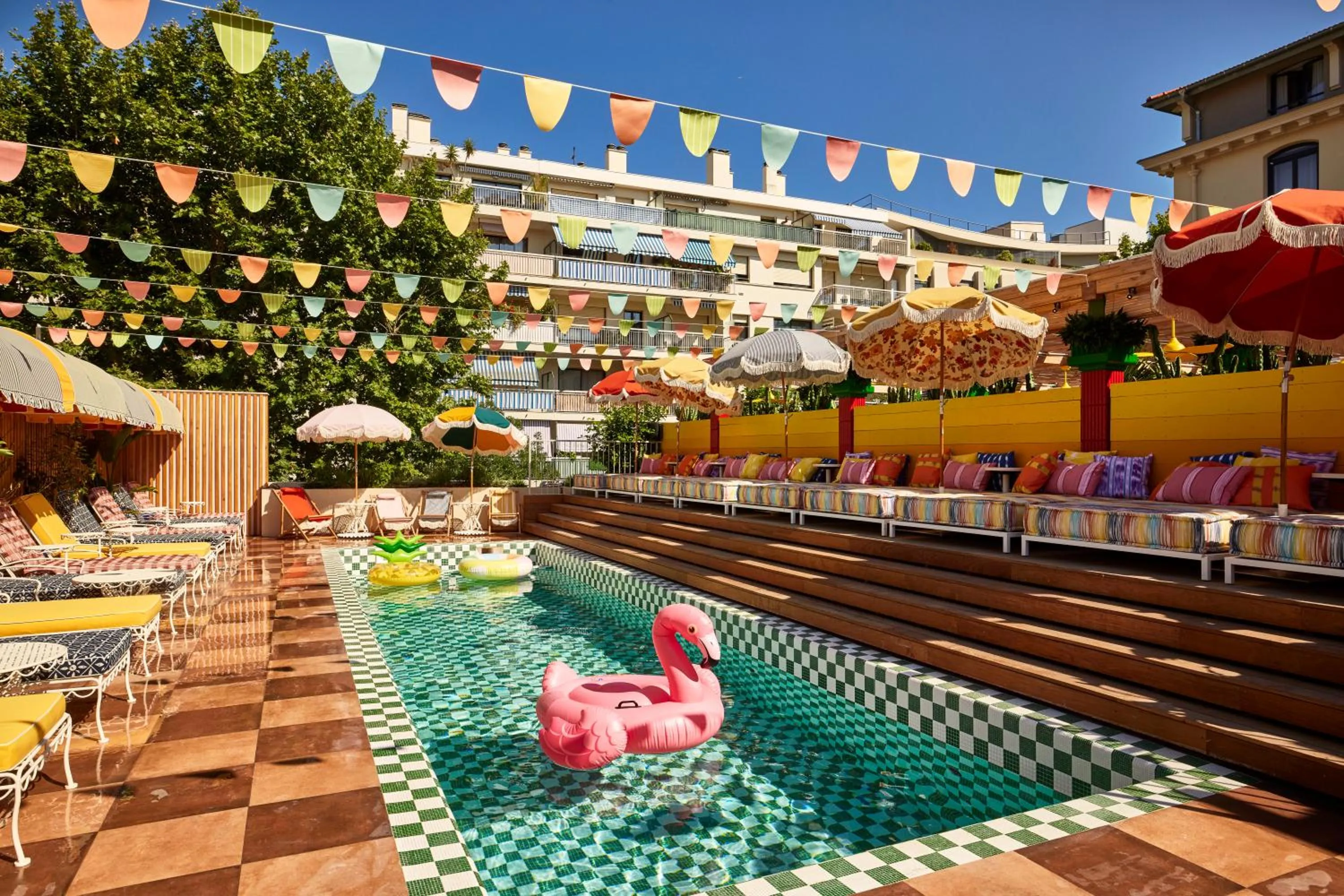 Swimming pool in Mama Shelter Nice