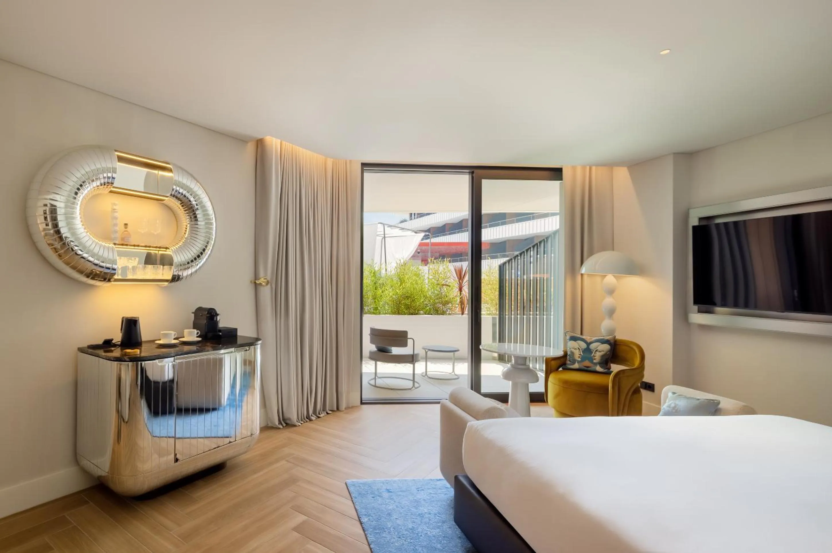 Bed in SLS Barcelona