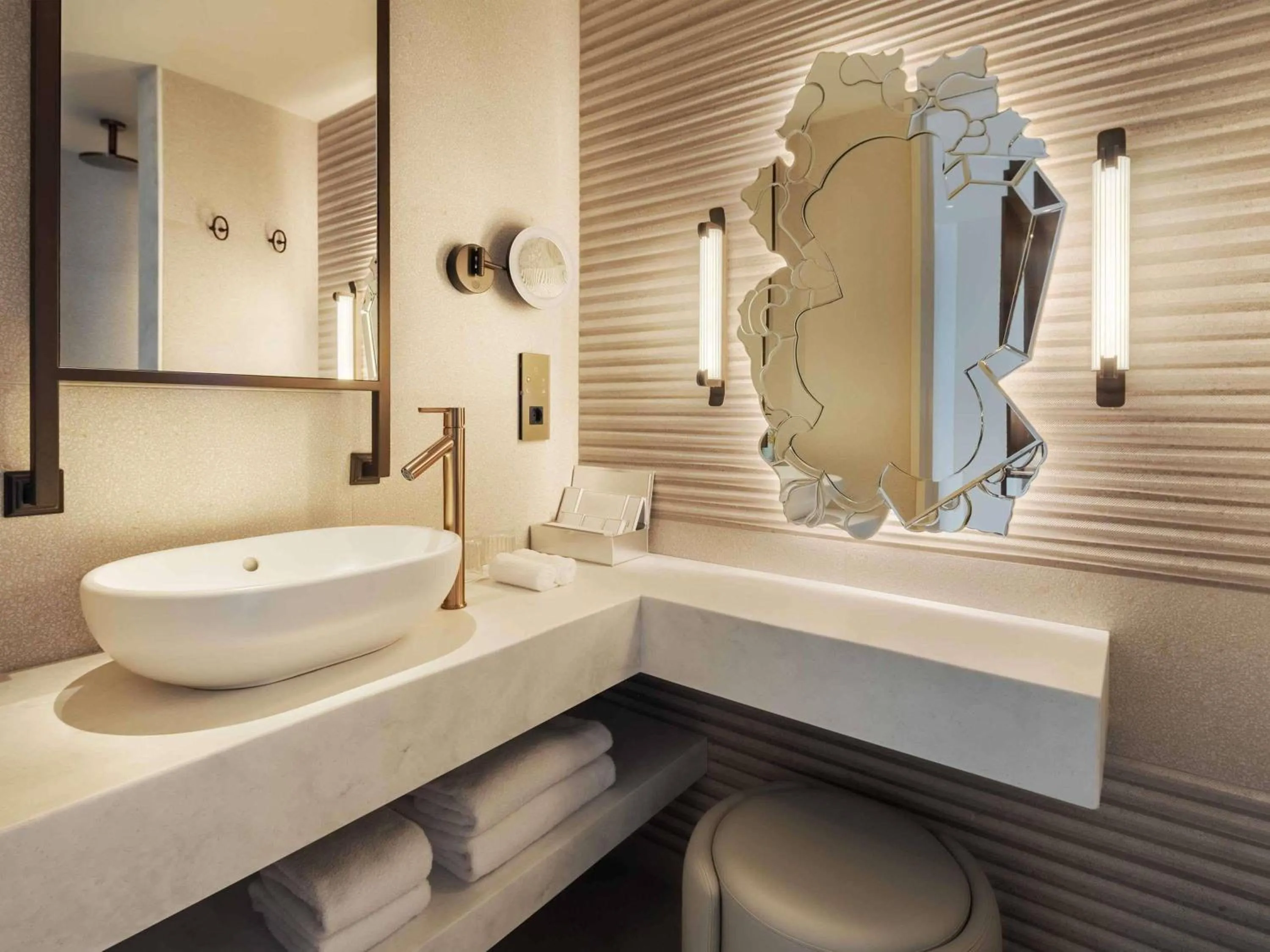 Bedroom in SLS Barcelona