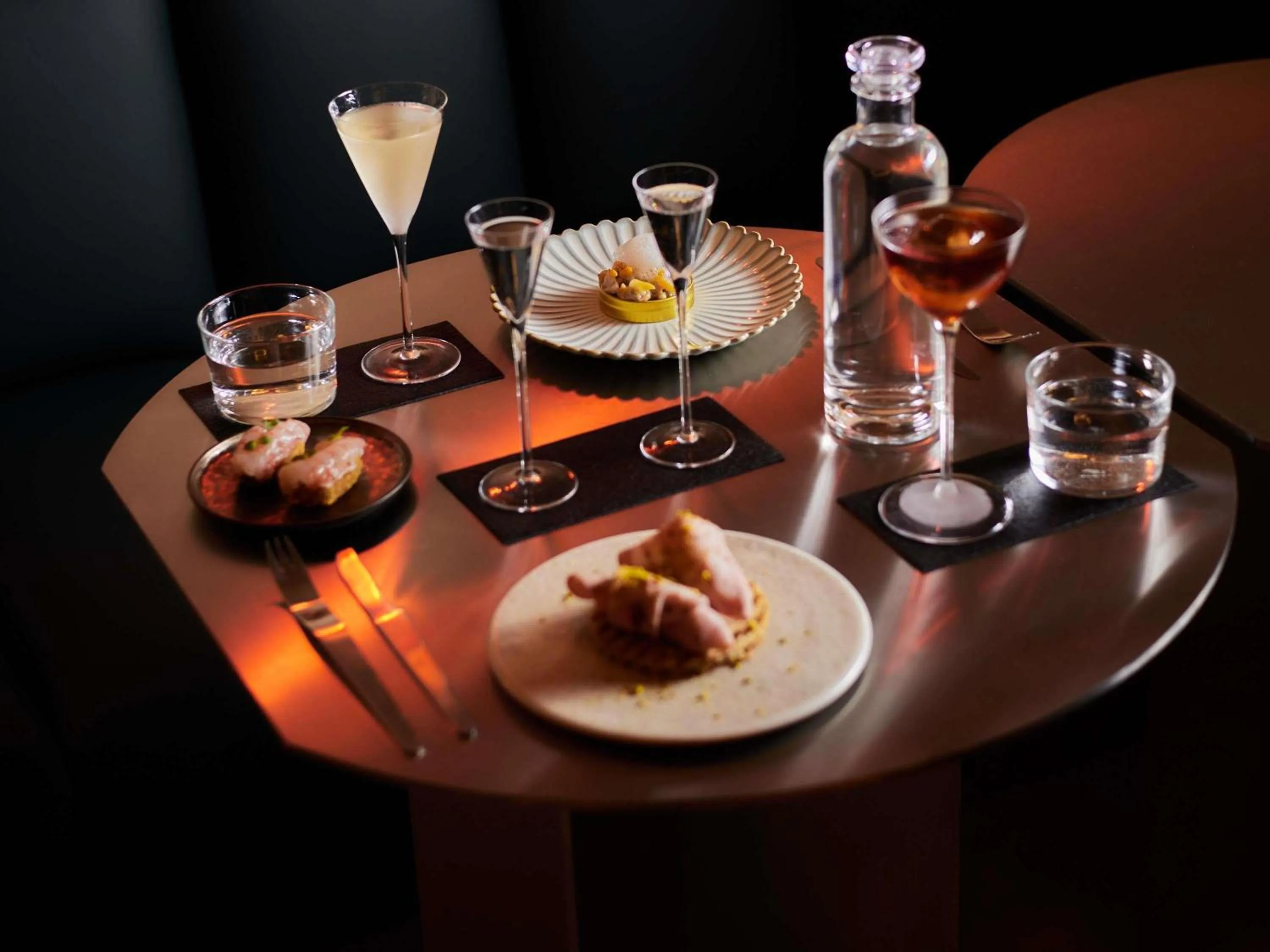 Restaurant/places to eat in SLS Barcelona