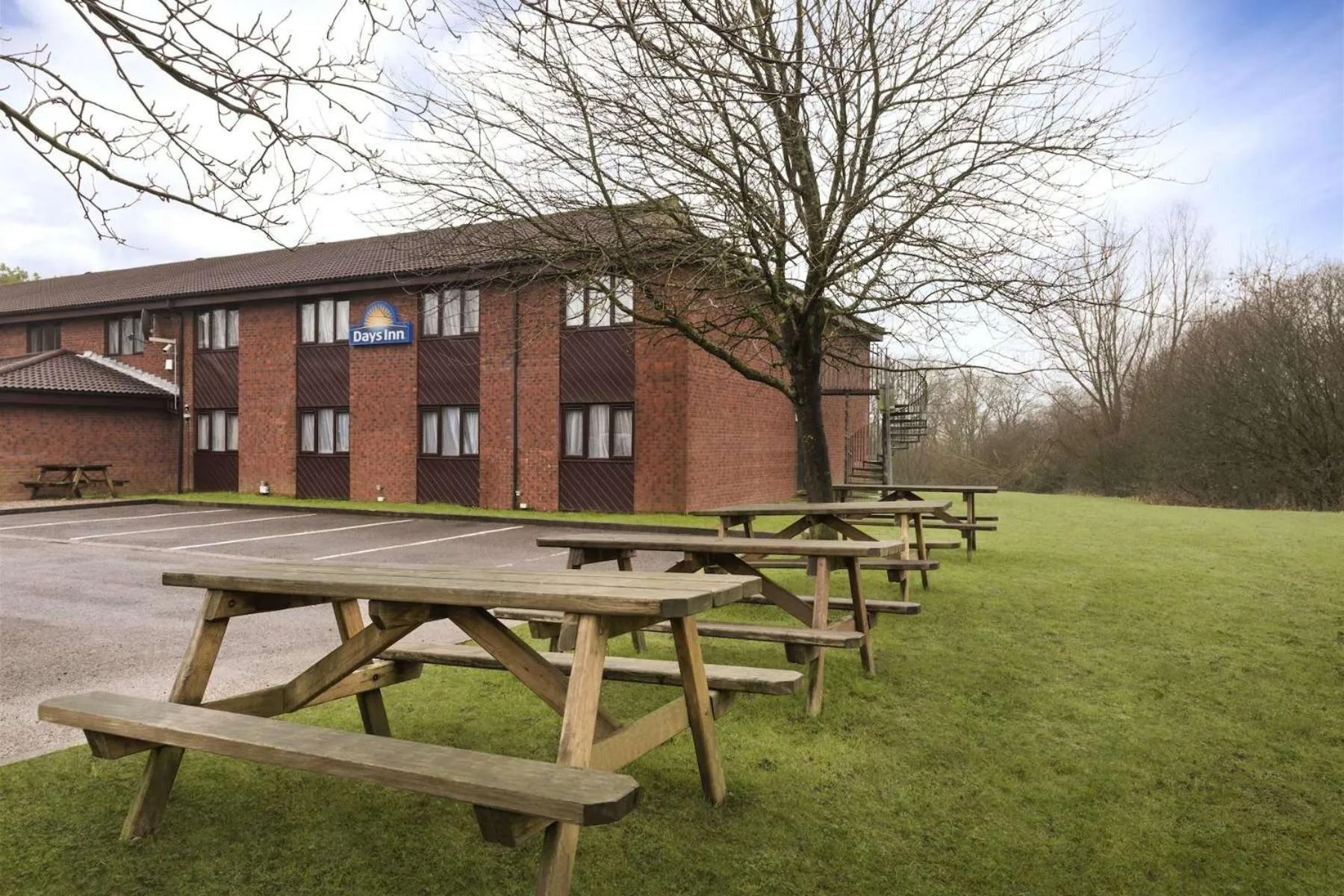 Property building in Days Inn Bridgend Cardiff