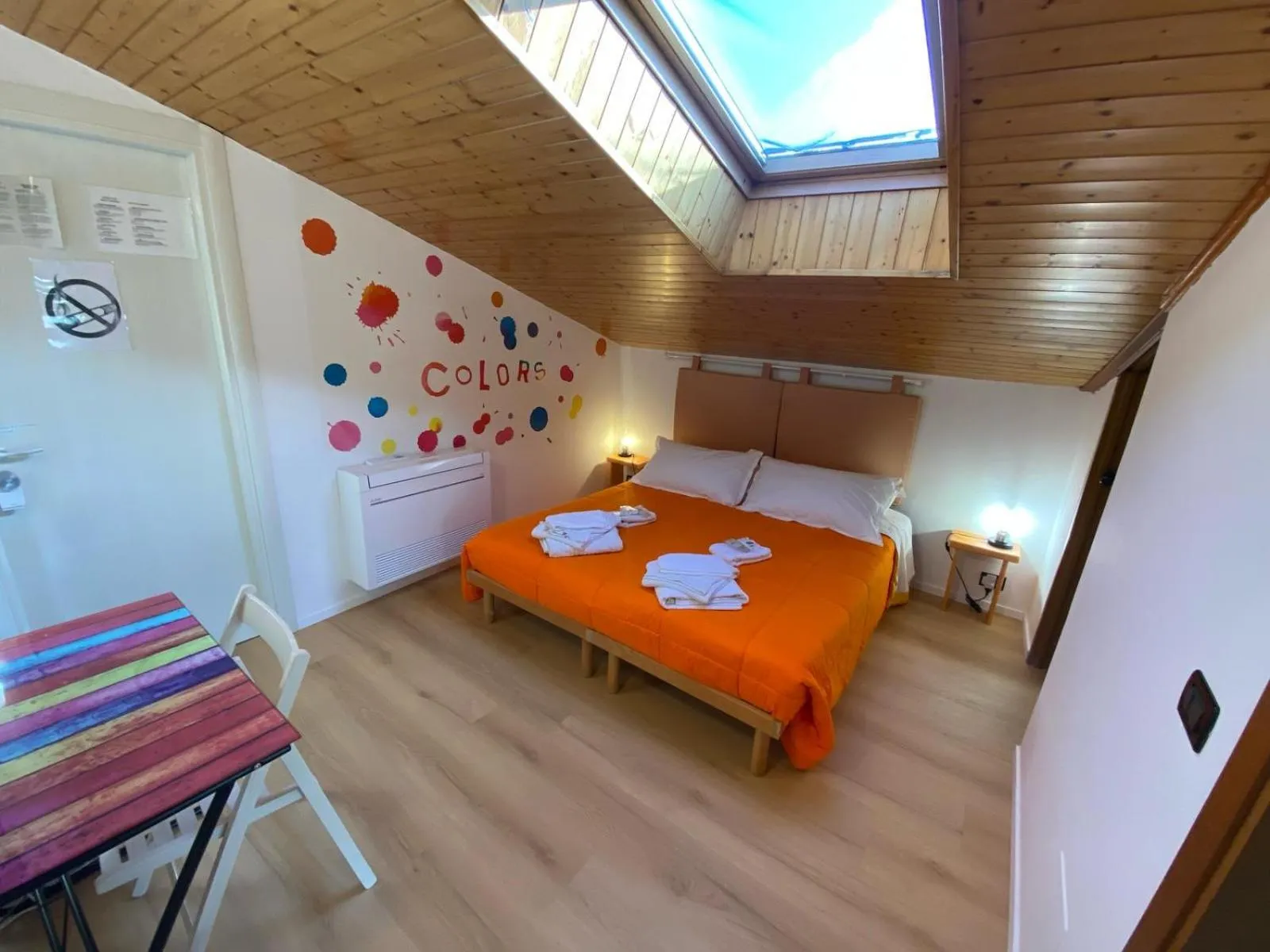 towels, Bed in Marameo B&B