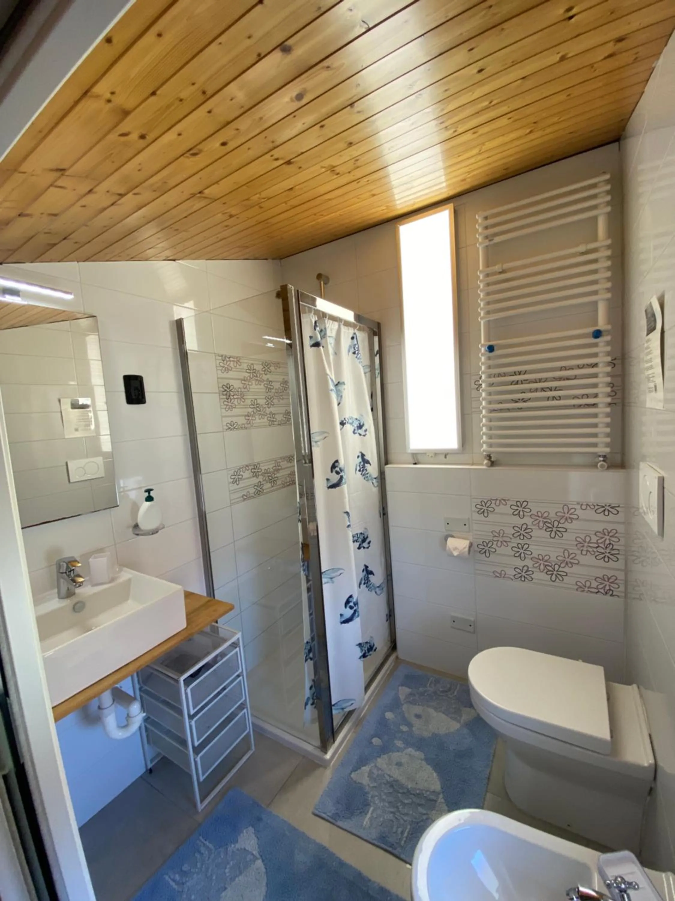 Shower in Marameo B&B