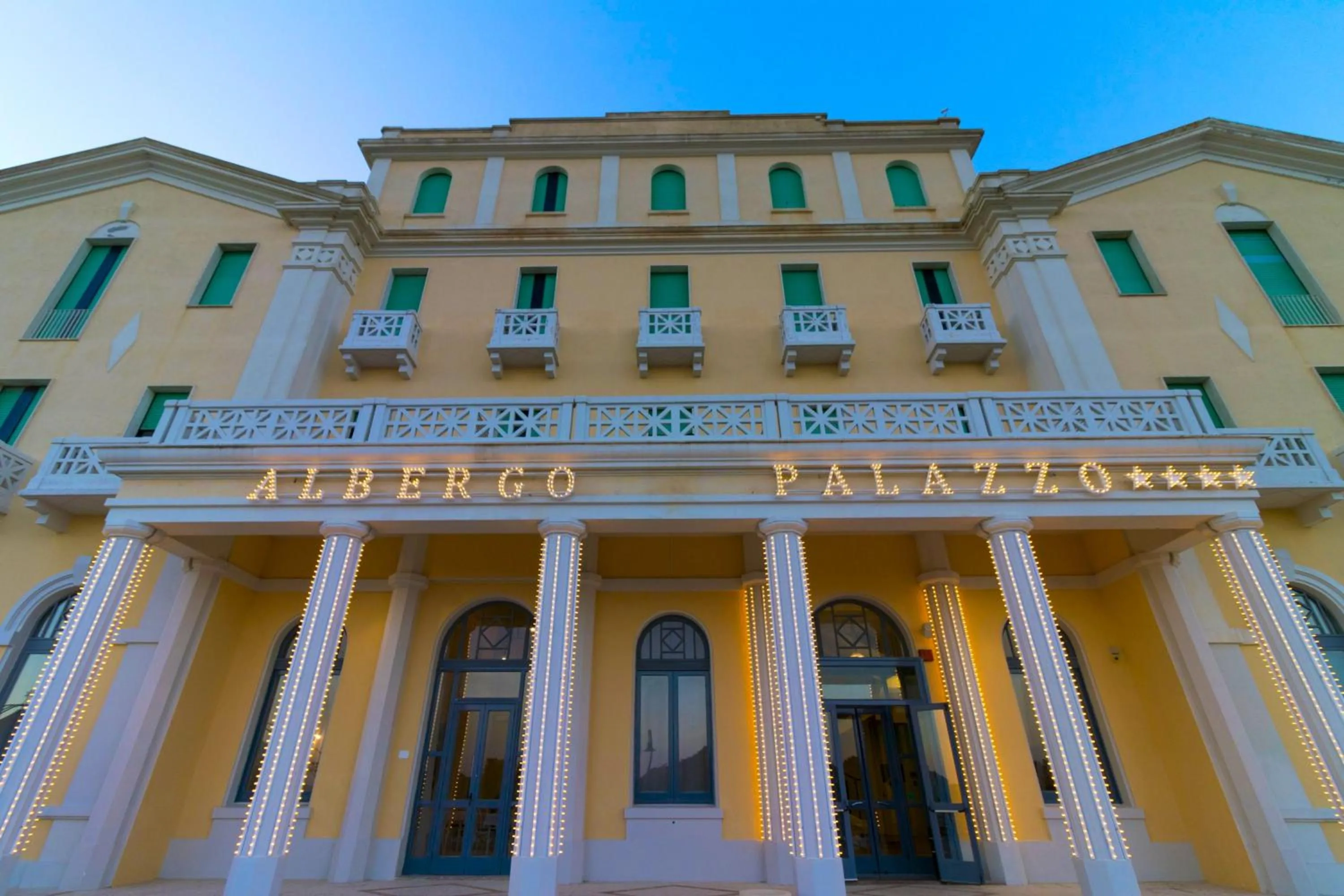 Facade/entrance in Albergo Palazzo