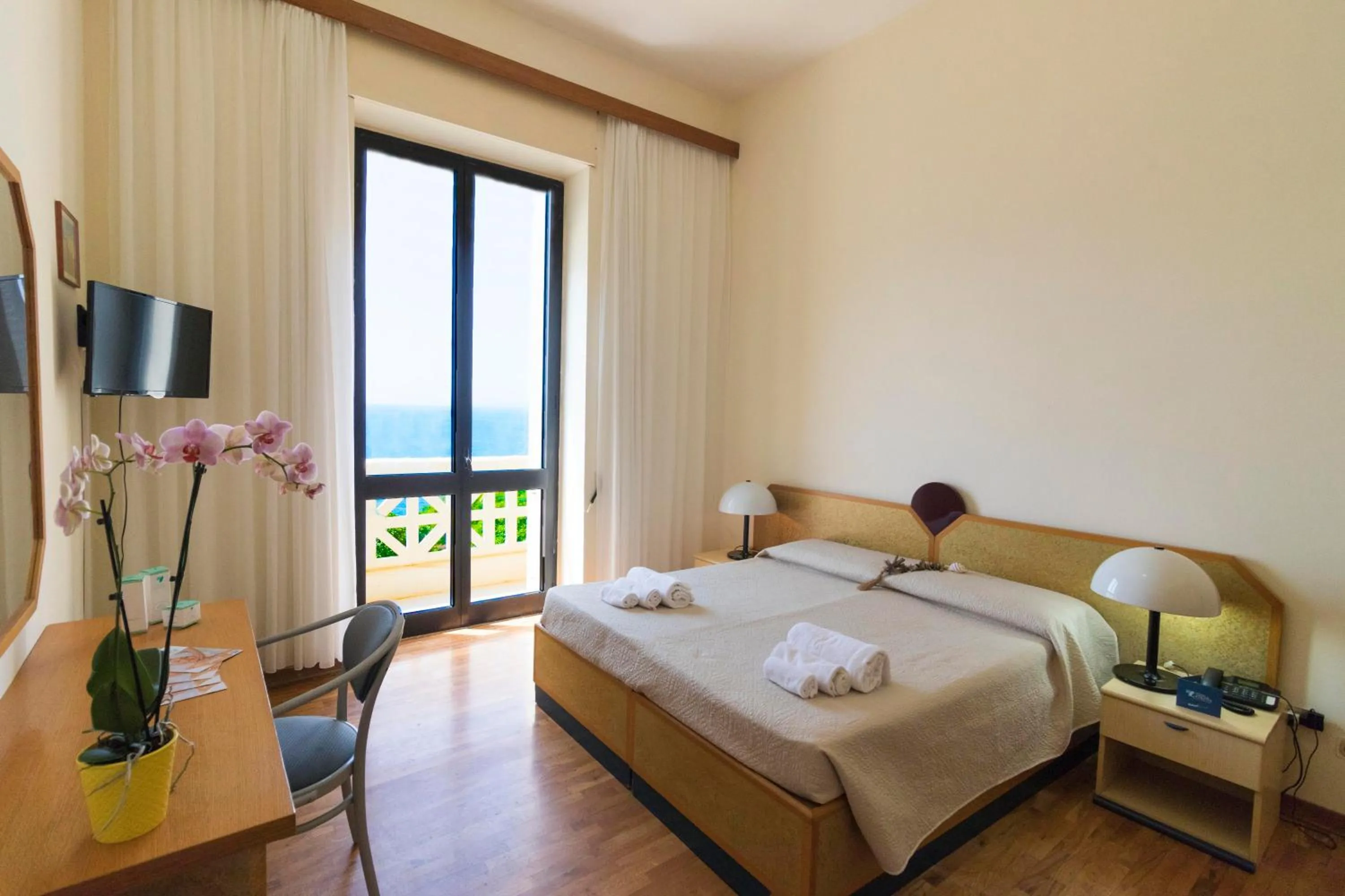 Photo of the whole room, Bed in Albergo Palazzo