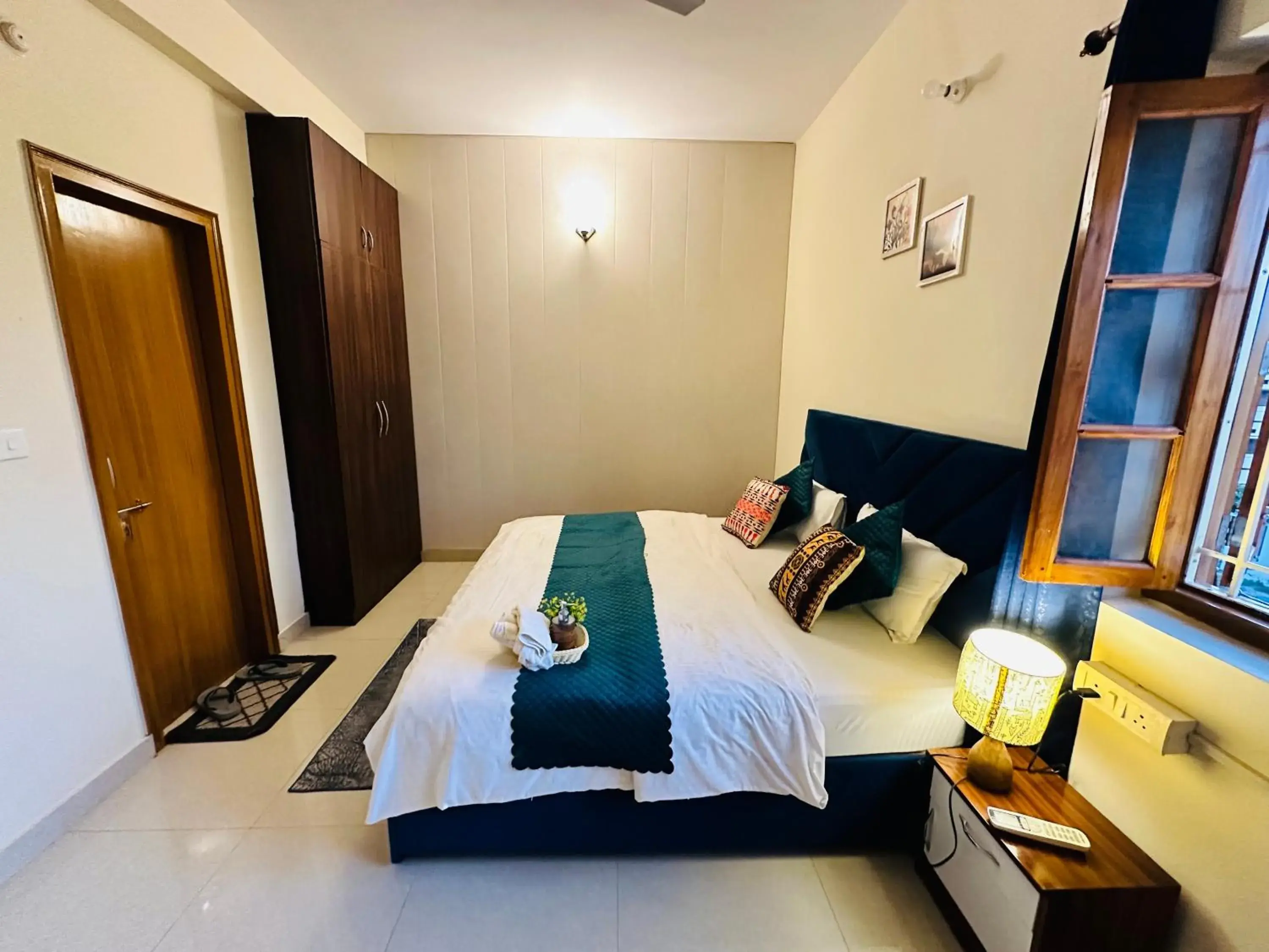 Bed in ZoomStay - 3BHK Apartments Bed in ZoomStay - 3BHK Apartments