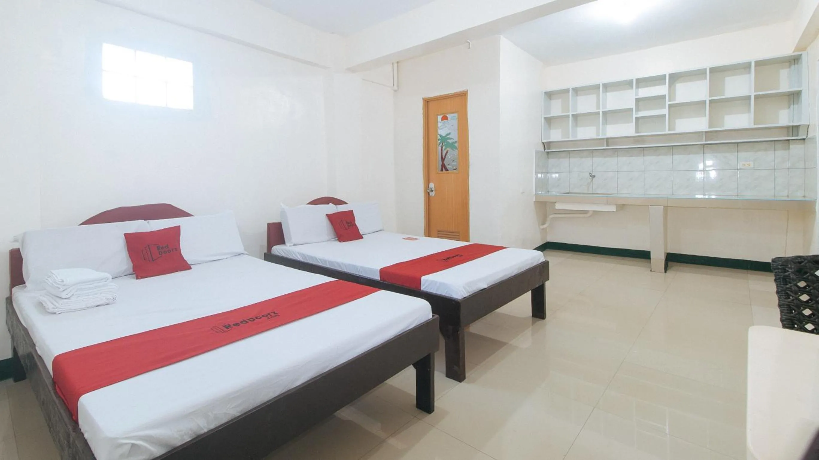Bed in RedDoorz @ Western Bicutan Transients Inn