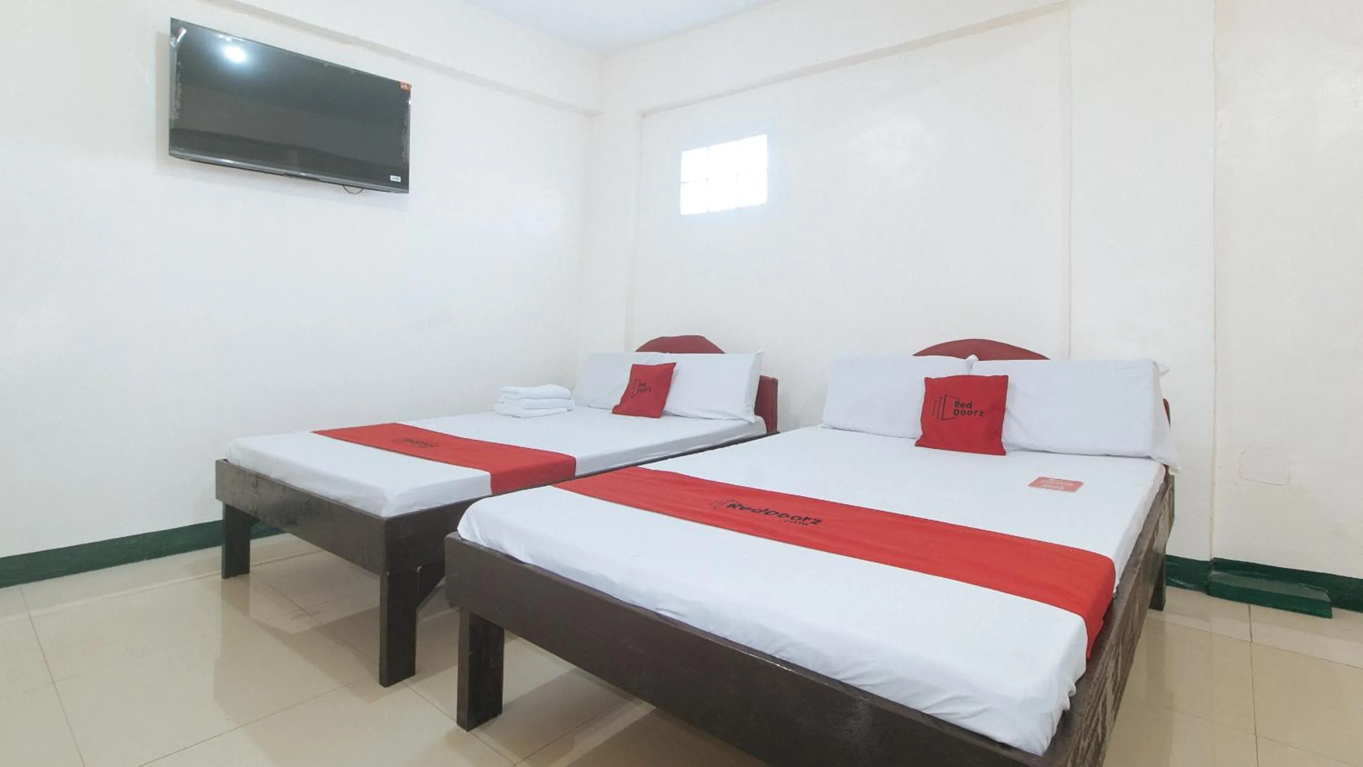 Bed in RedDoorz @ Western Bicutan Transients Inn