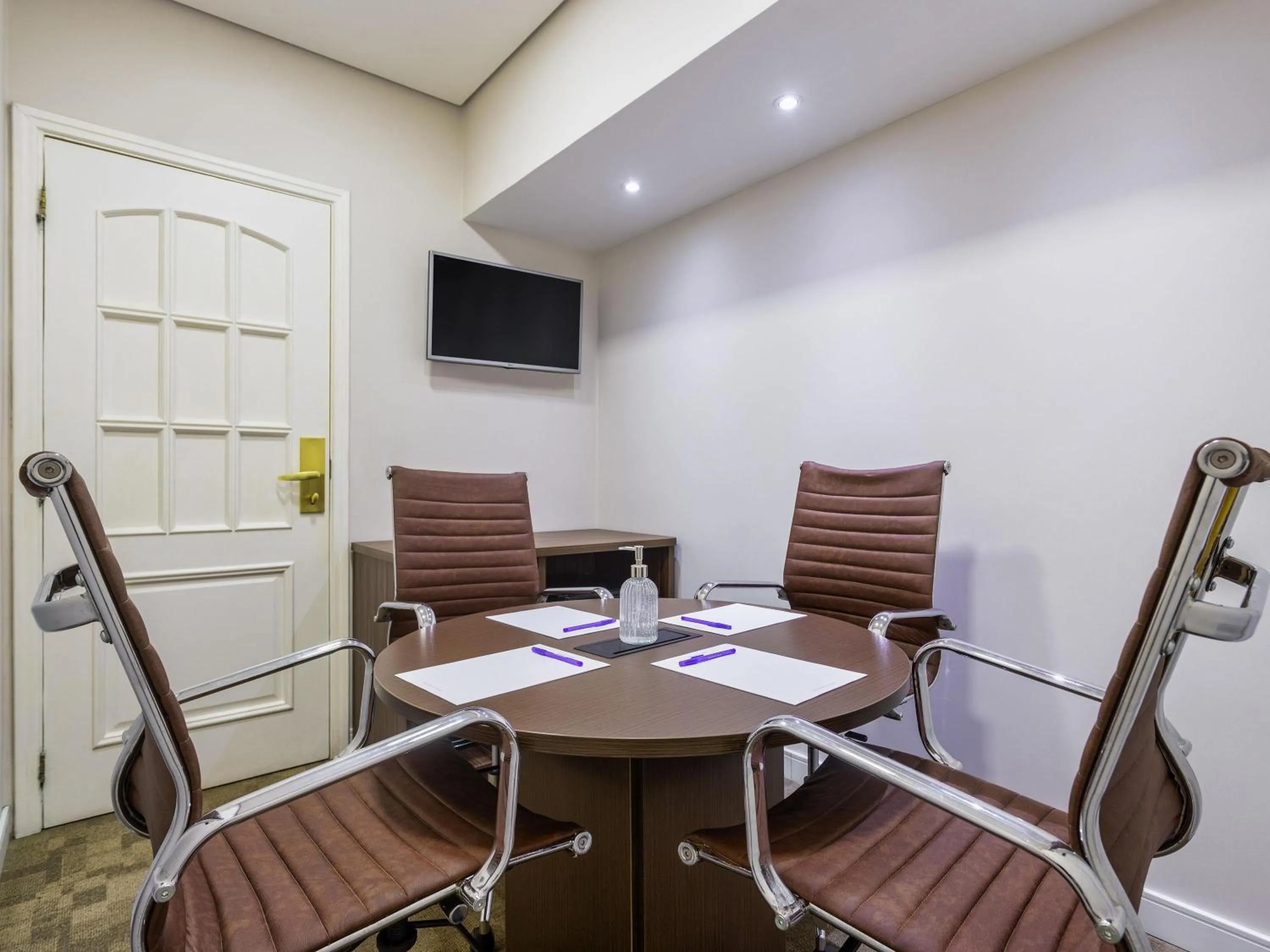 Business facilities in Mercure São Paulo JK