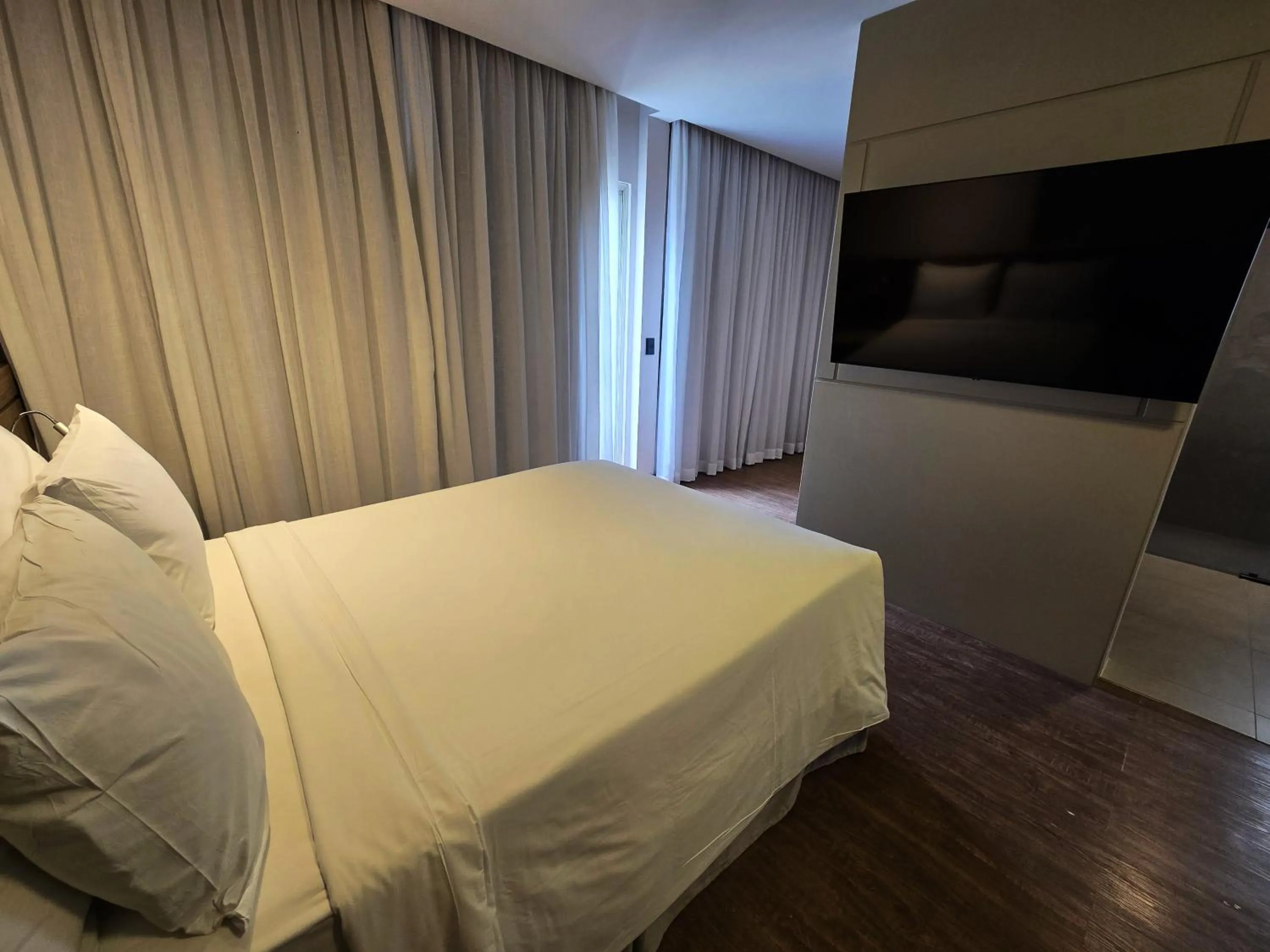 Bed in Mercure Sao Paulo JK