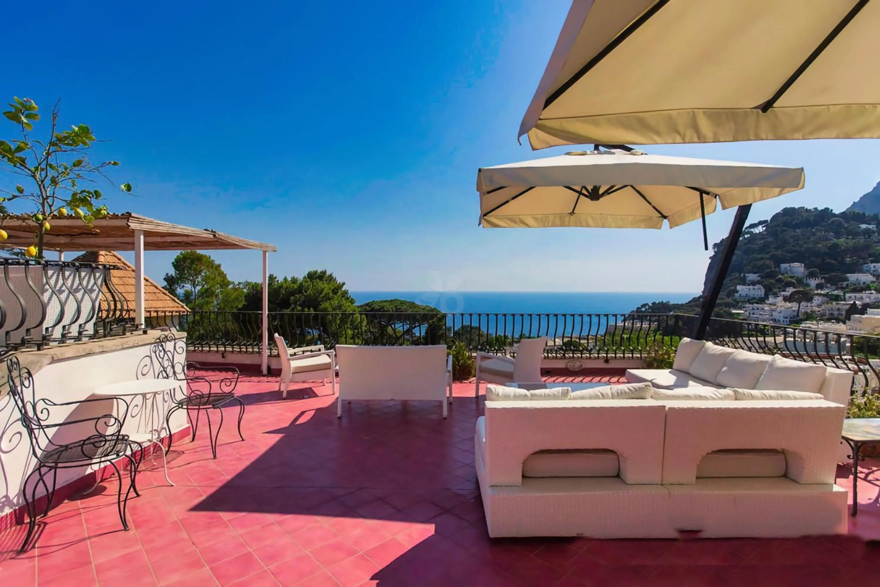 Balcony/Terrace in Villa Silia
