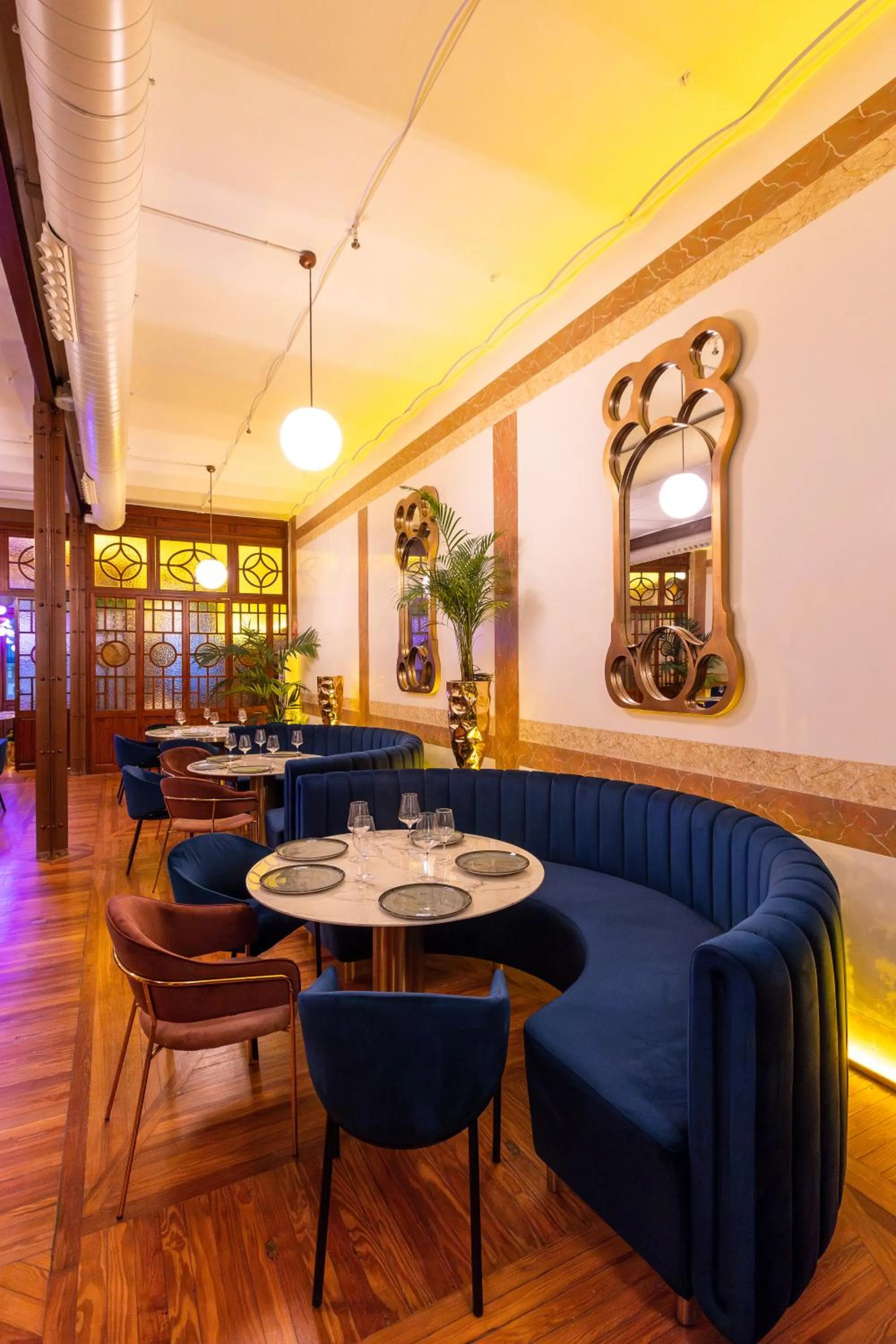 Restaurant/places to eat in Hotel Las Tres Campanas