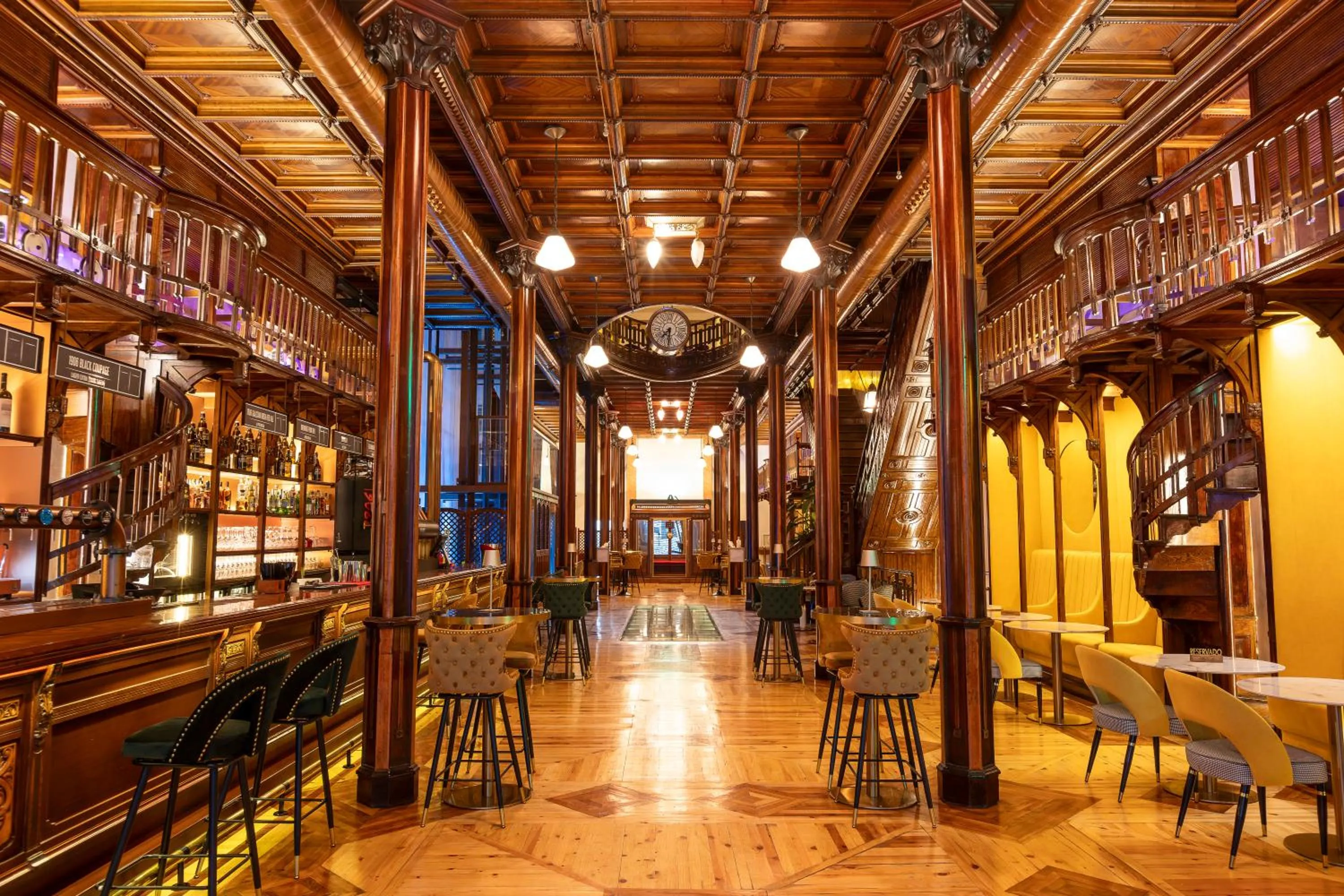 Lounge or bar in Hotel Las Tres Campanas