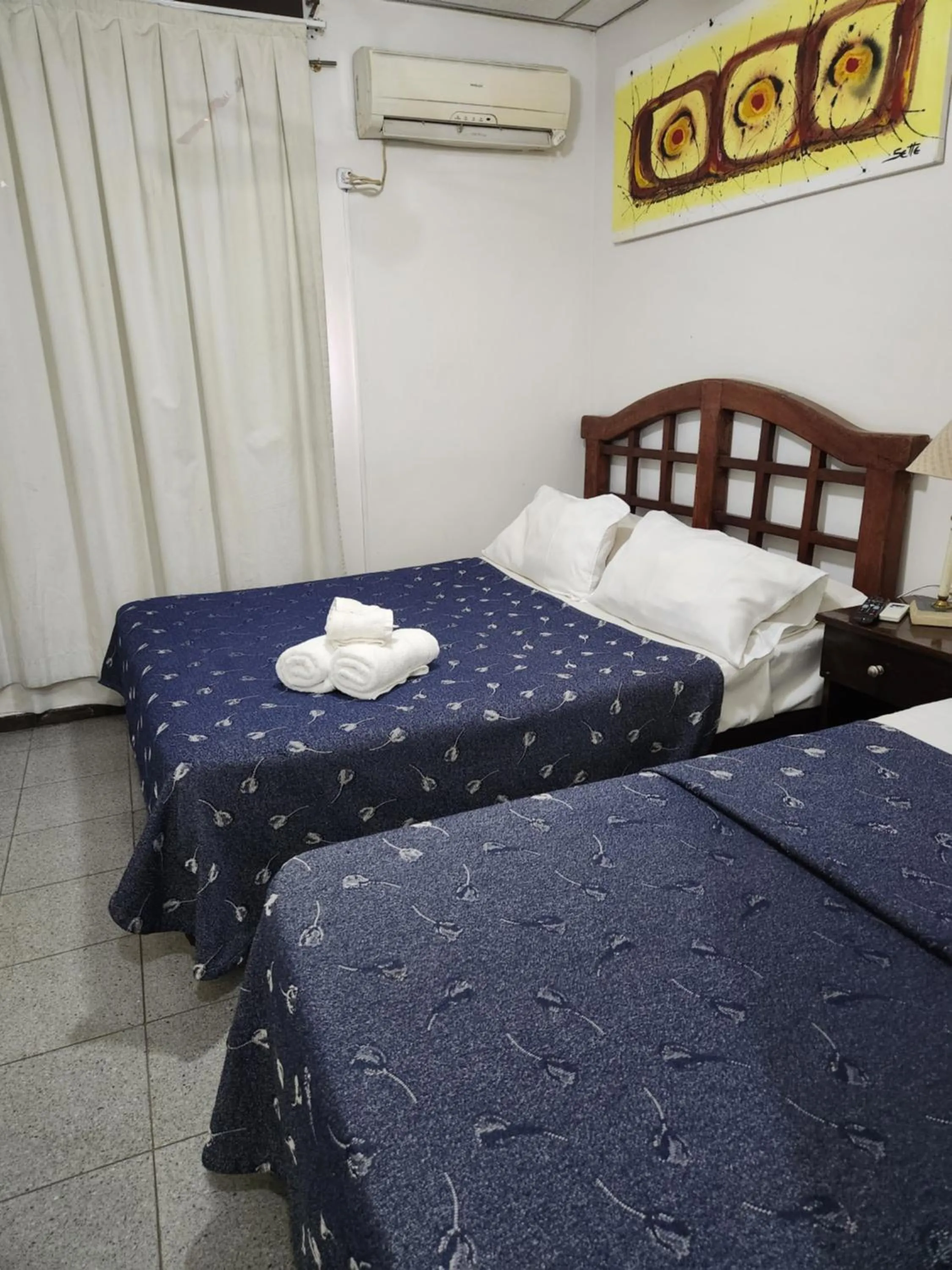 Triple Room in HOTEL EXPRESS MENDOZA