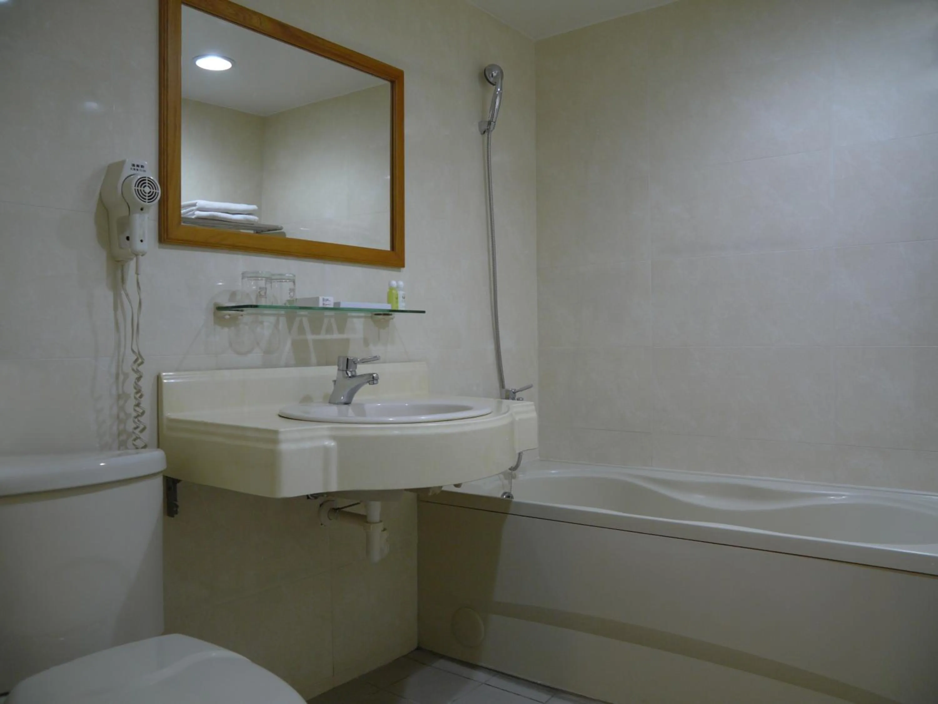 Bathroom in Beidoo Hotel