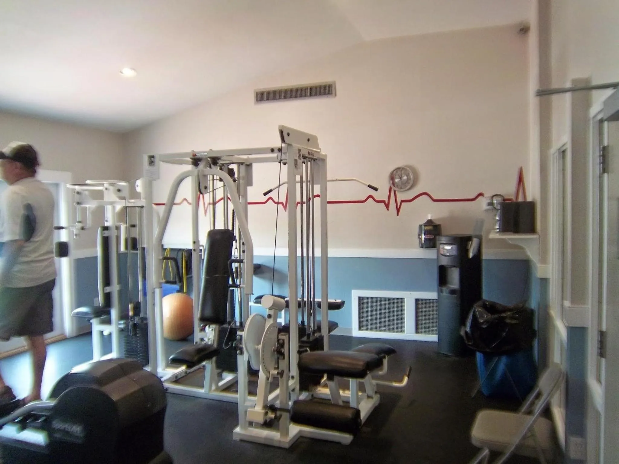 Fitness centre/facilities in Sandcastle Village II