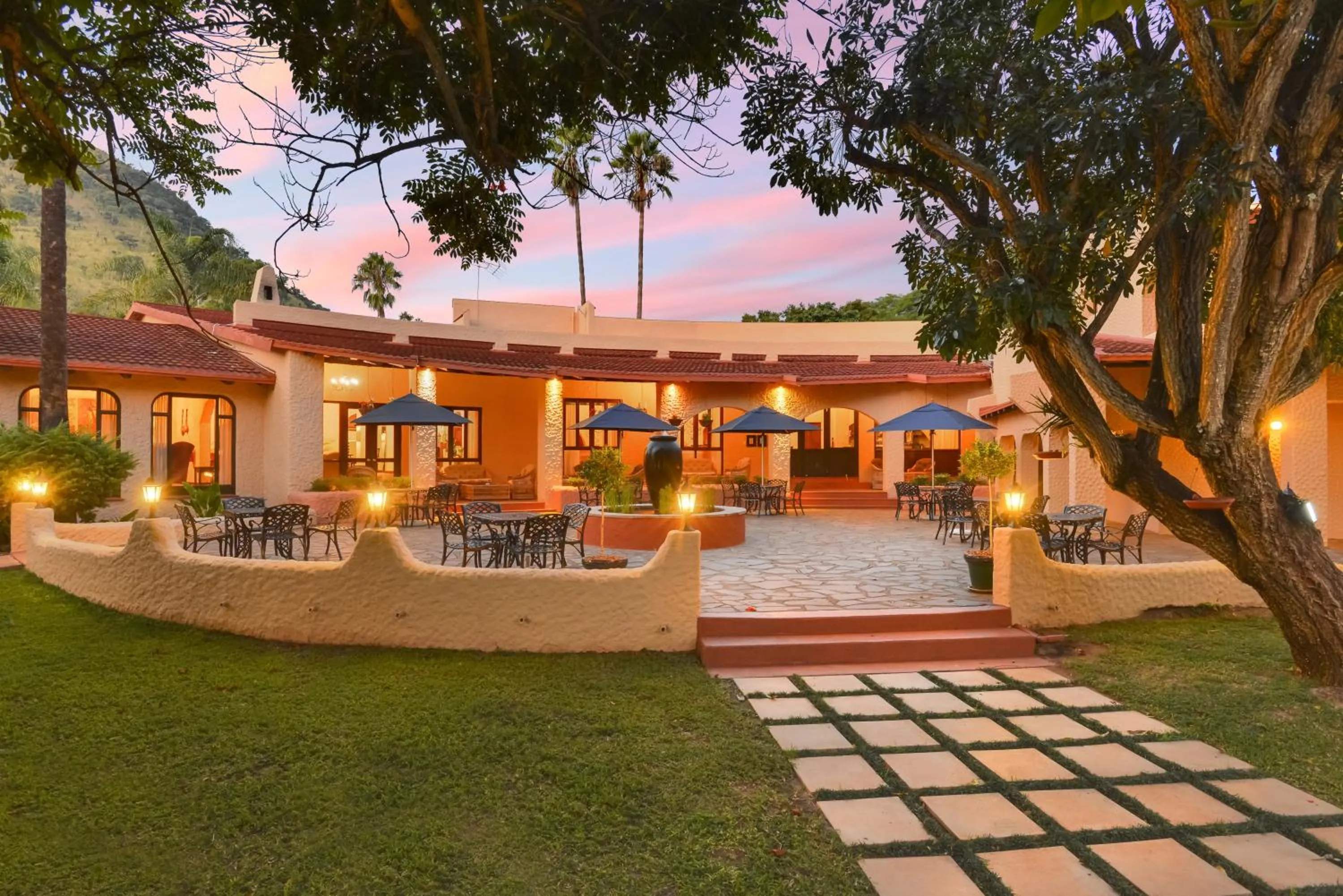 Facade/entrance in Malaga Hotel