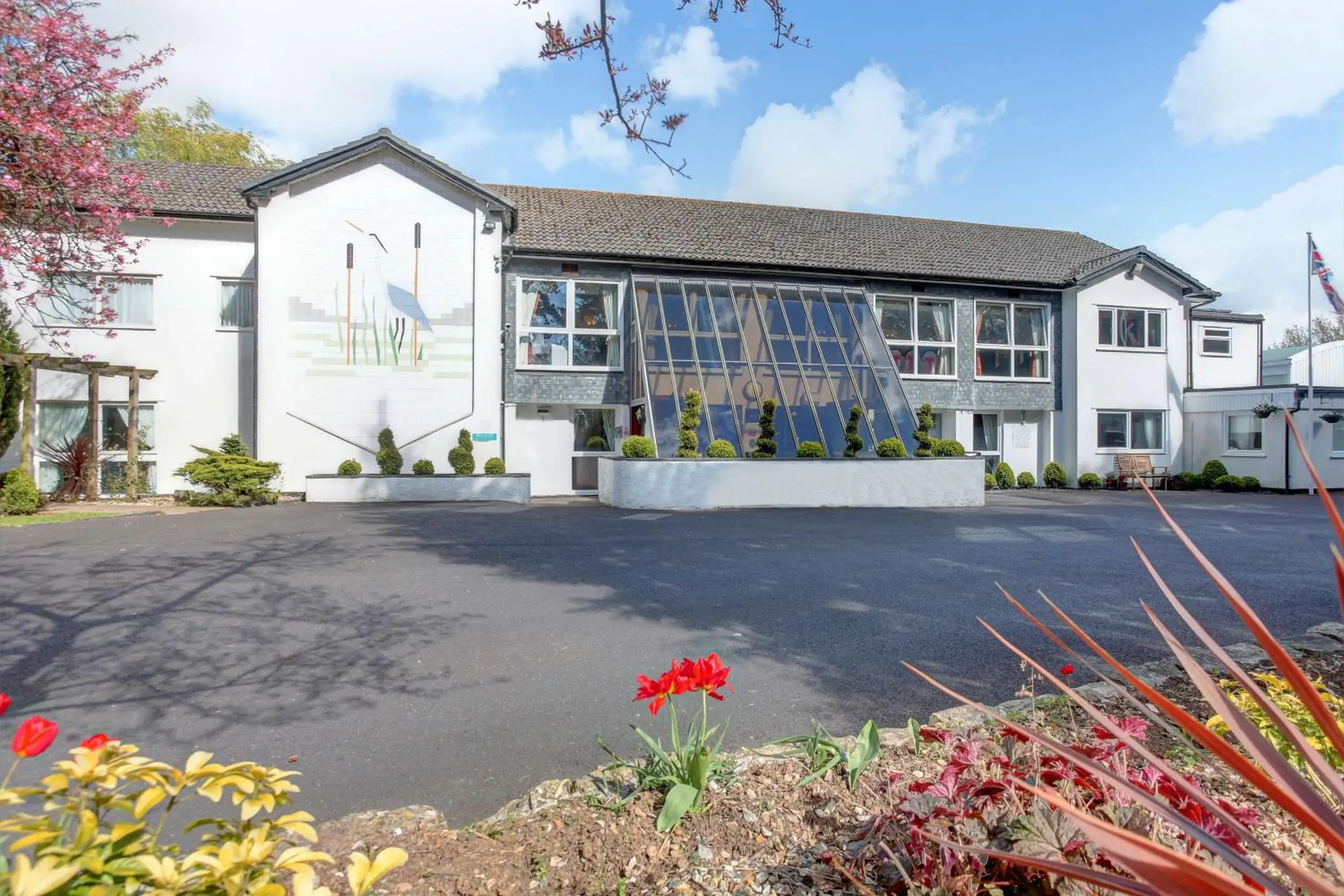 Property building in Best Western Premier Heronston Hotel & Spa Property building in Best Western Premier Heronston Hotel & Spa