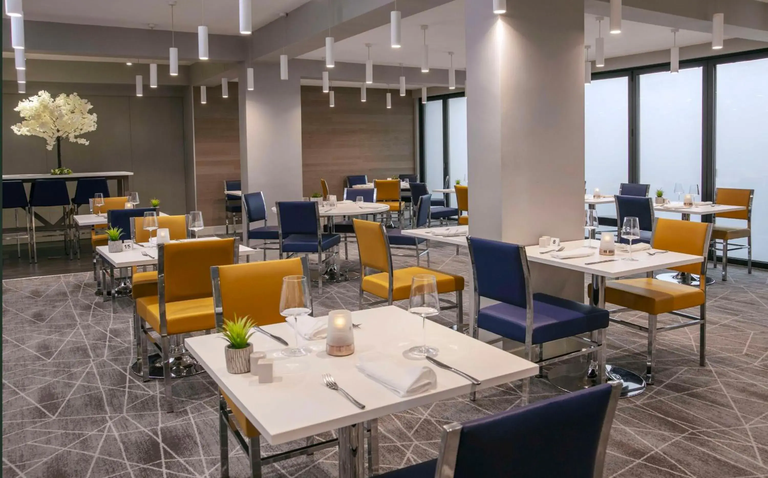 Restaurant/places to eat in Best Western Premier Heronston Hotel & Spa Restaurant/places to eat in Best Western Premier Heronston Hotel & Spa