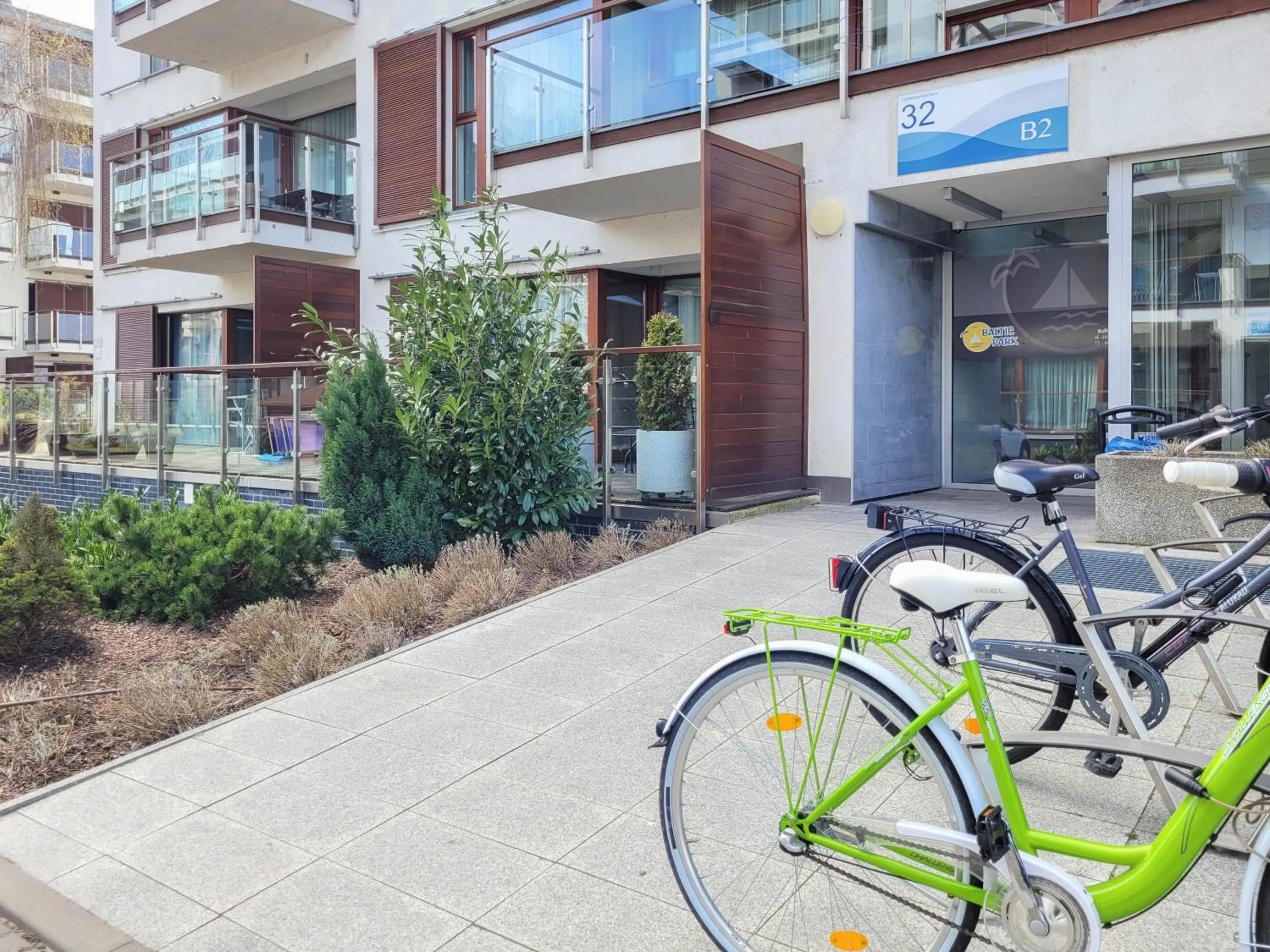 Property building in Apartamenty Na Wyspie - Baltic Park - Apartamenty z sypialnią i parkingiem - ul Uzdrowiskowa 24-34