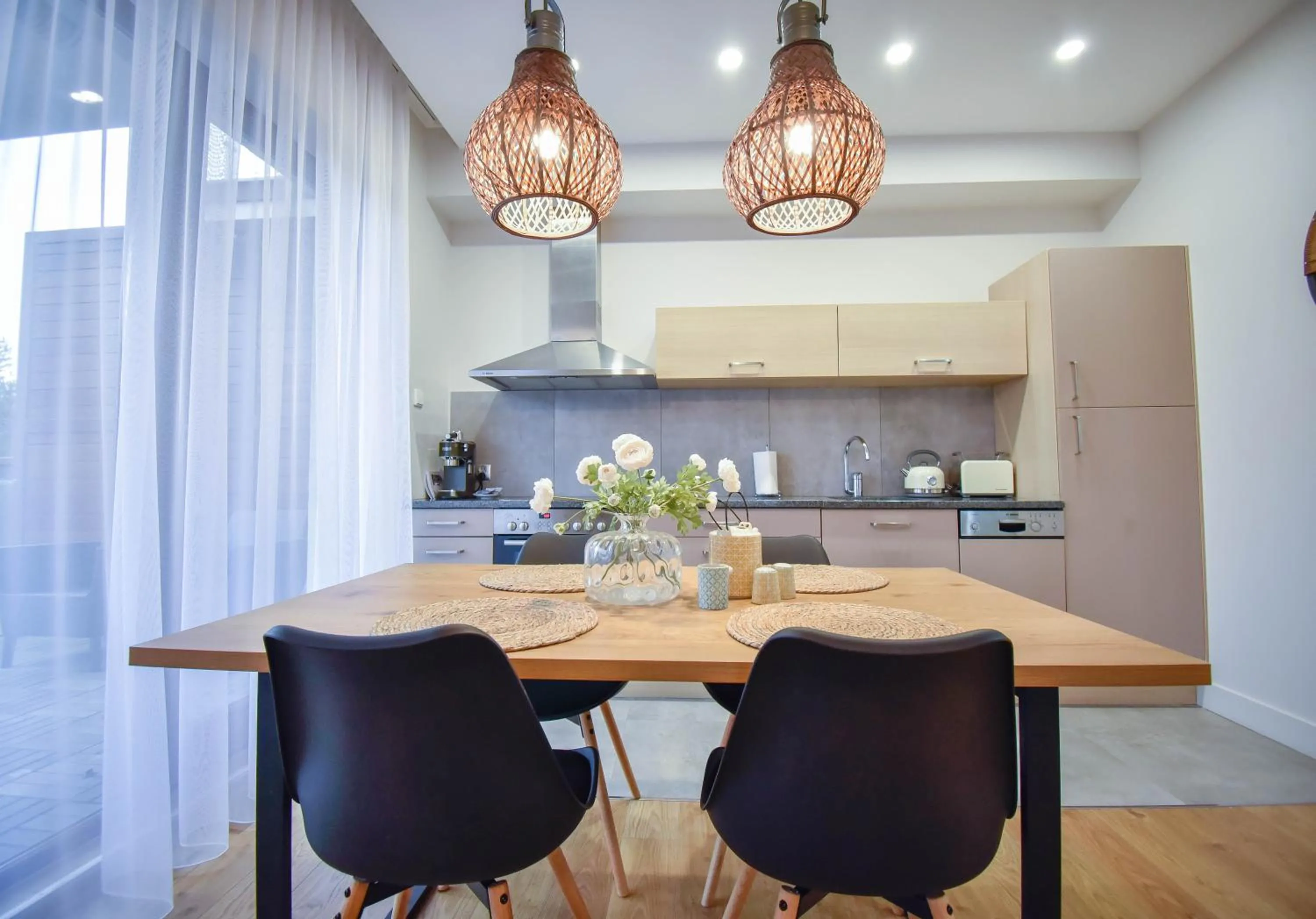 Dining area in Apartamenty Na Wyspie - Baltic Park - Apartamenty z sypialnią i parkingiem - ul Uzdrowiskowa 24-34