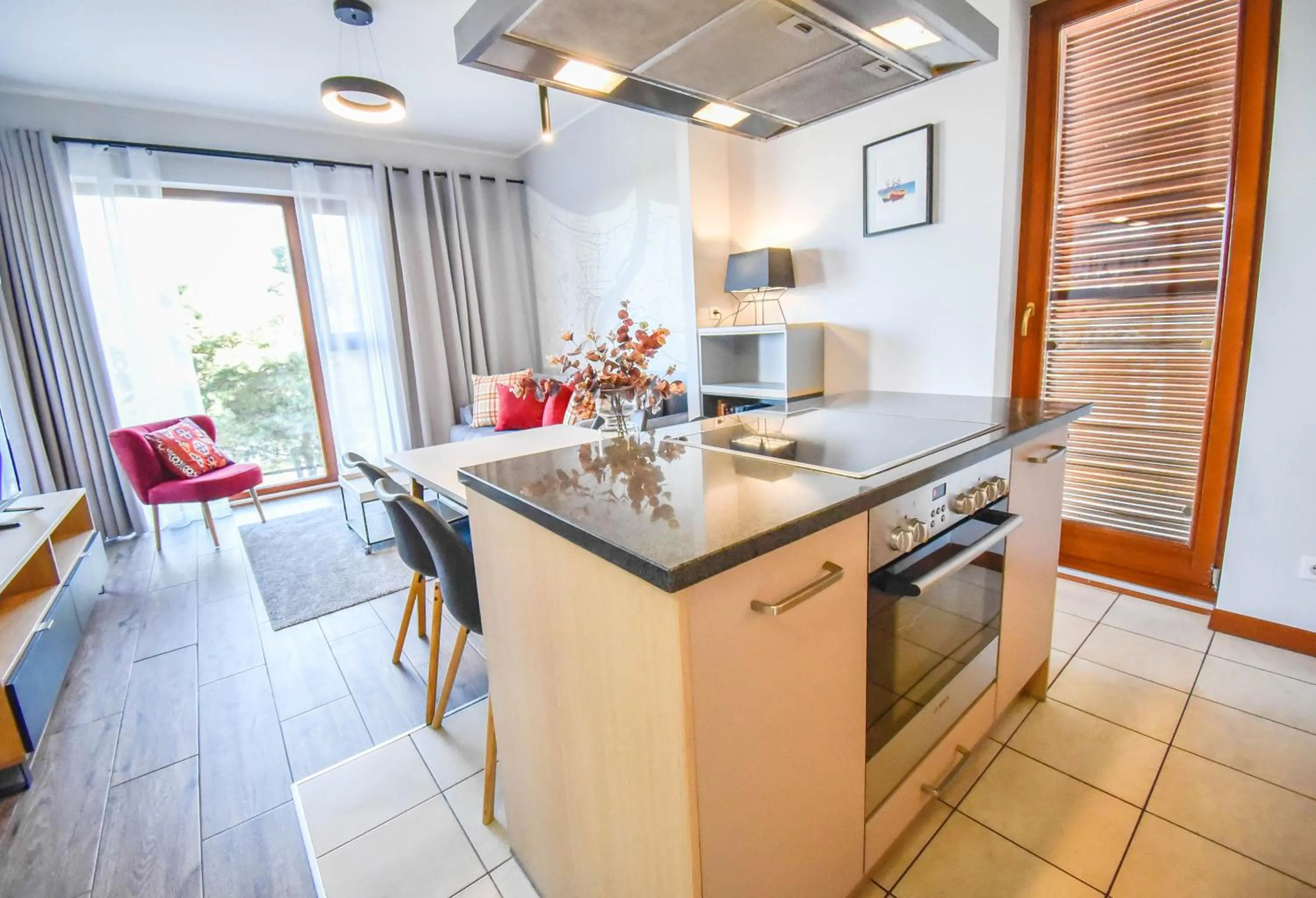 Kitchen or kitchenette in Apartamenty Na Wyspie - Baltic Park - Apartamenty z sypialnią i parkingiem - ul Uzdrowiskowa 24-34