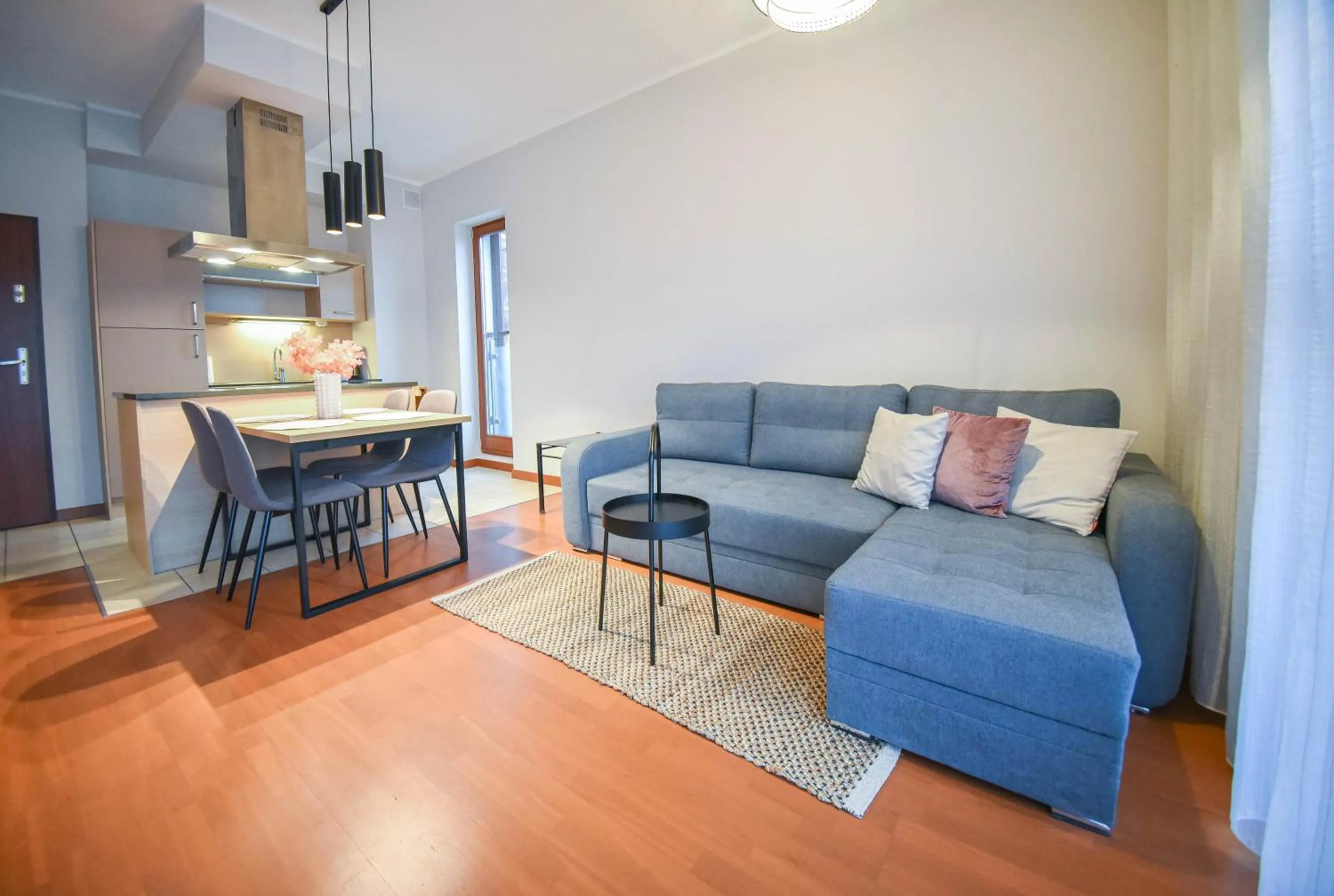 Kitchen or kitchenette in Apartamenty Na Wyspie - Baltic Park - Apartamenty z sypialnią i parkingiem - ul Uzdrowiskowa 24-34