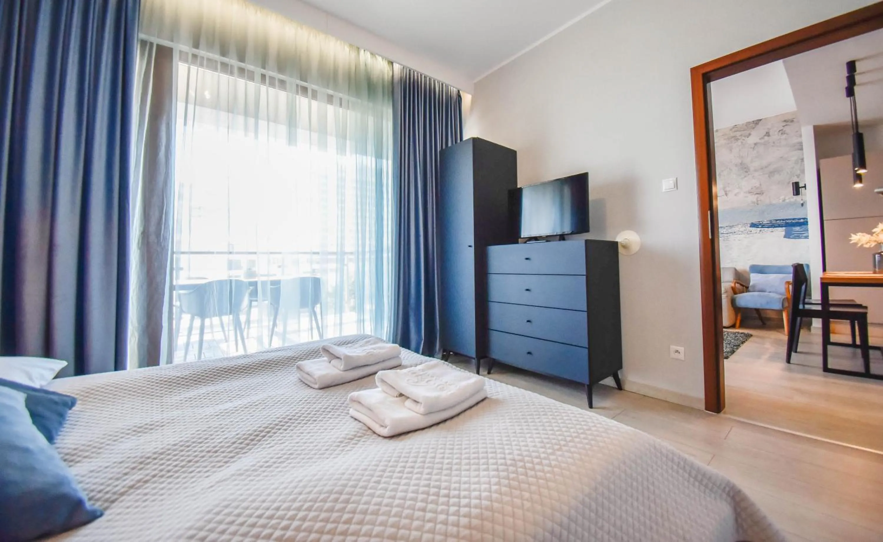 Bed in Apartamenty Na Wyspie - Baltic Park - Apartamenty z sypialnią i parkingiem - ul Uzdrowiskowa 24-34