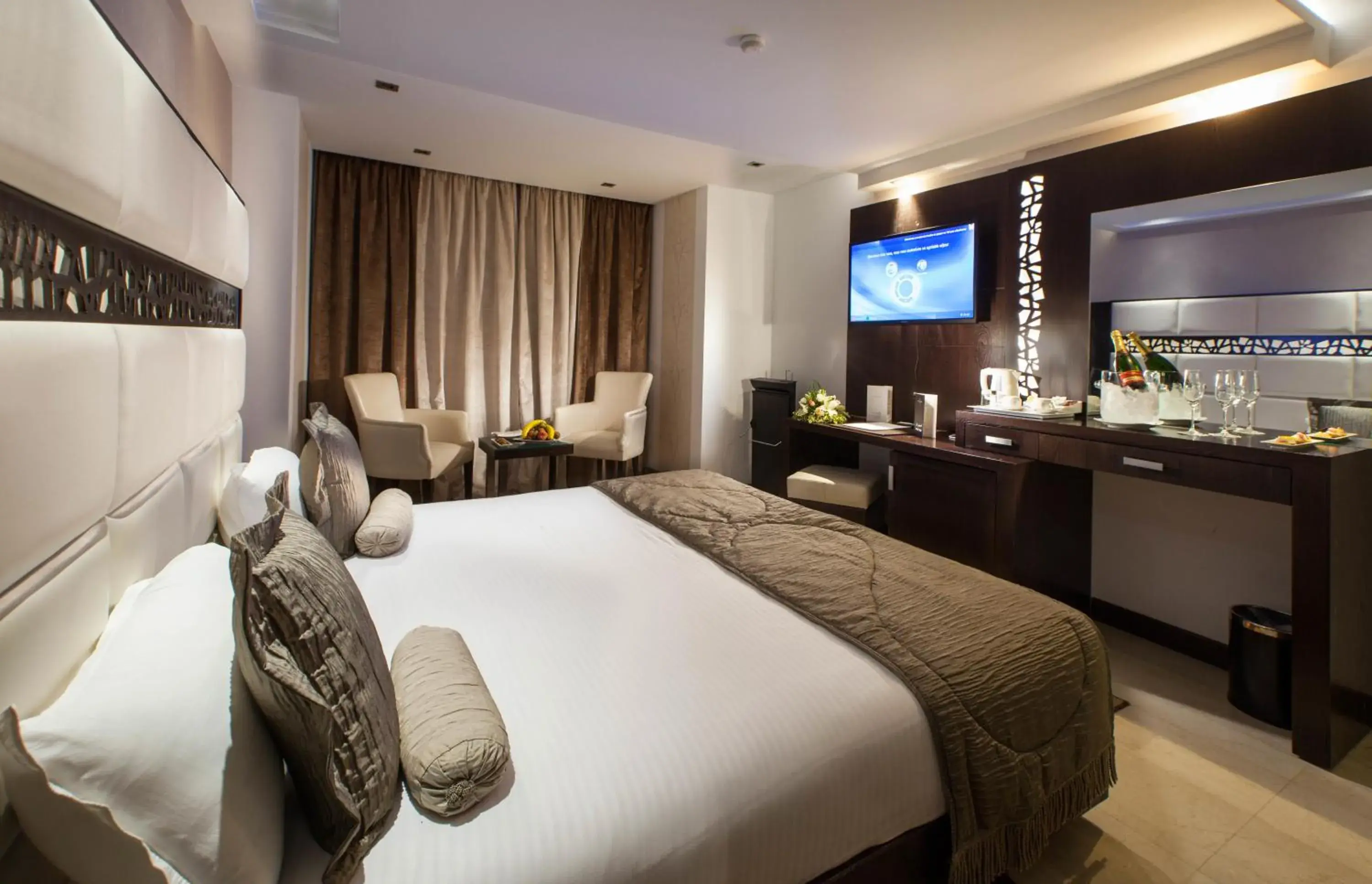 Bed in Samarons Hotels Bed in Samarons Hotels