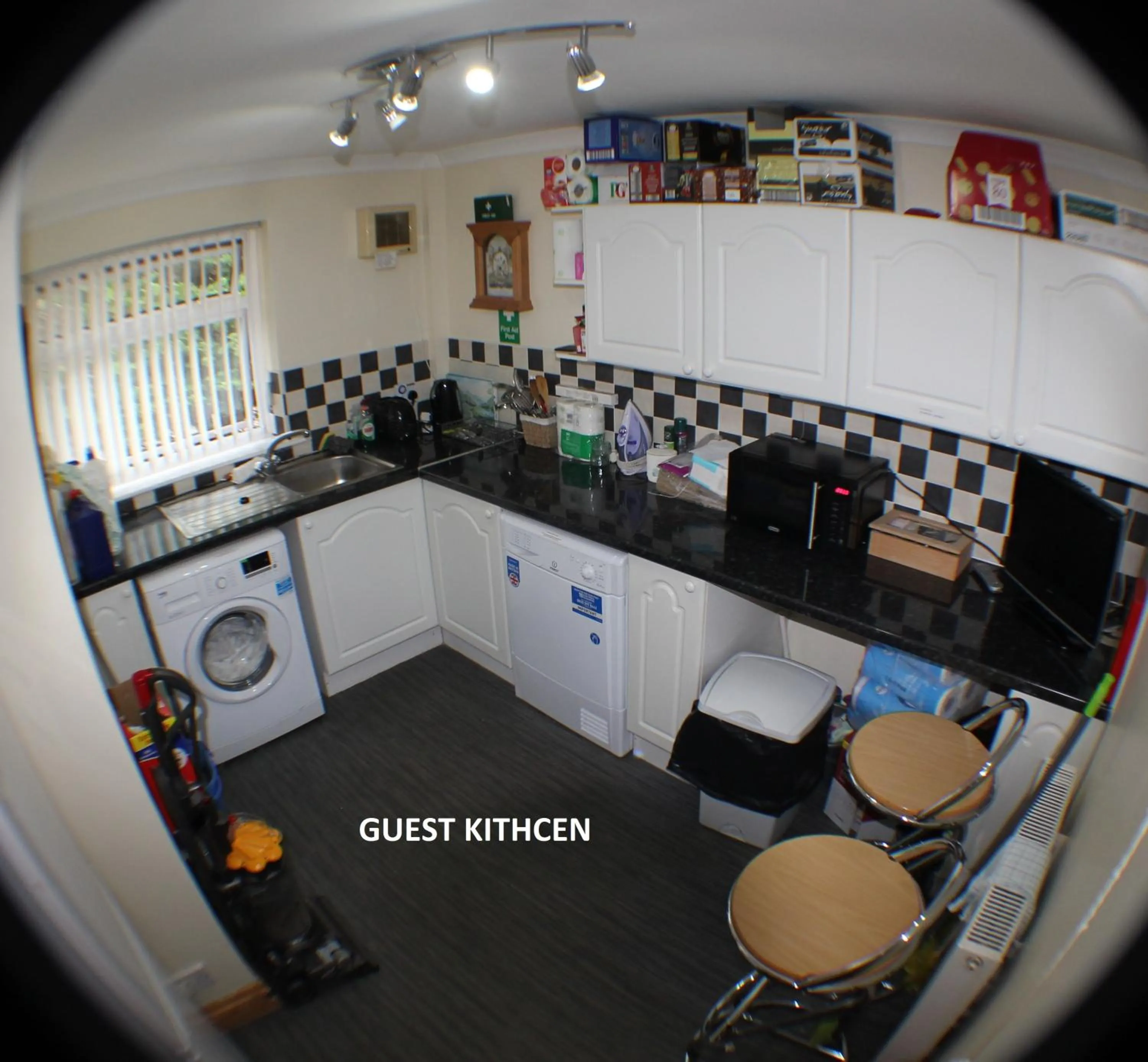 Coffee/tea facilities in Southpark House