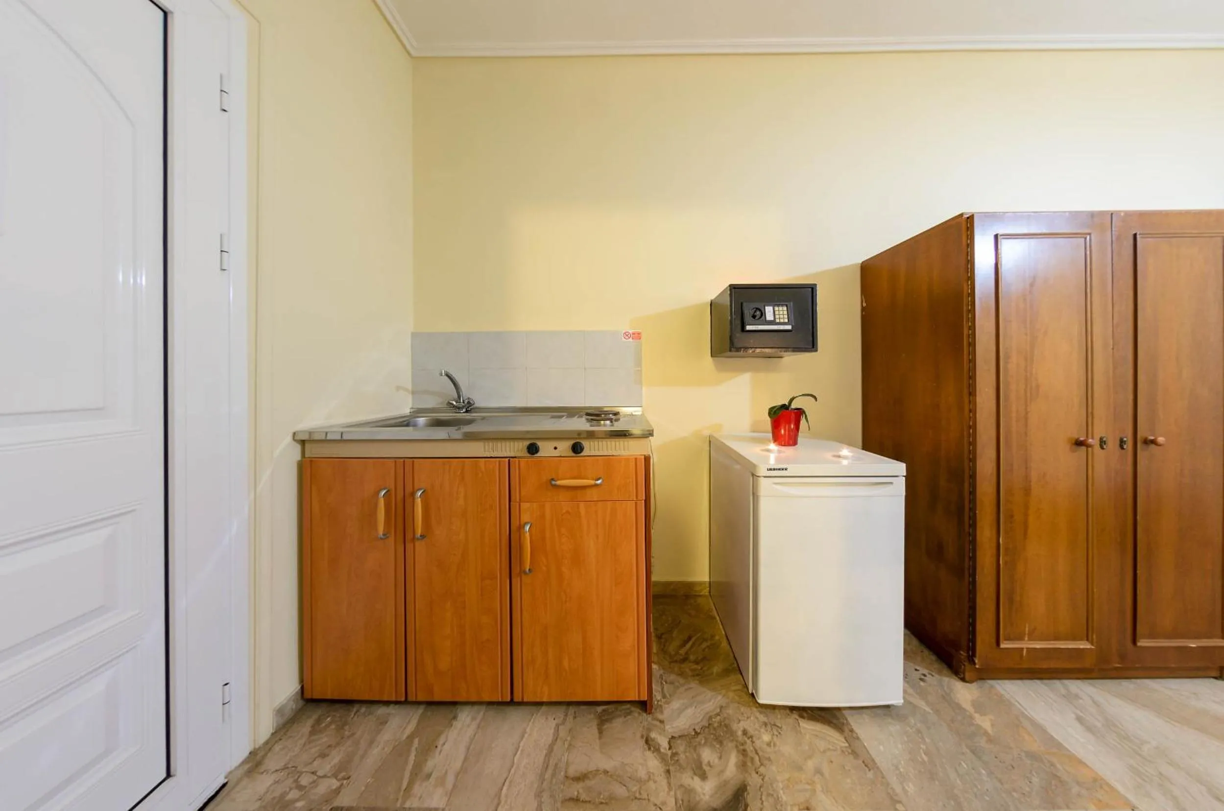 Kitchen or kitchenette in Borsalino Studios & Apartments