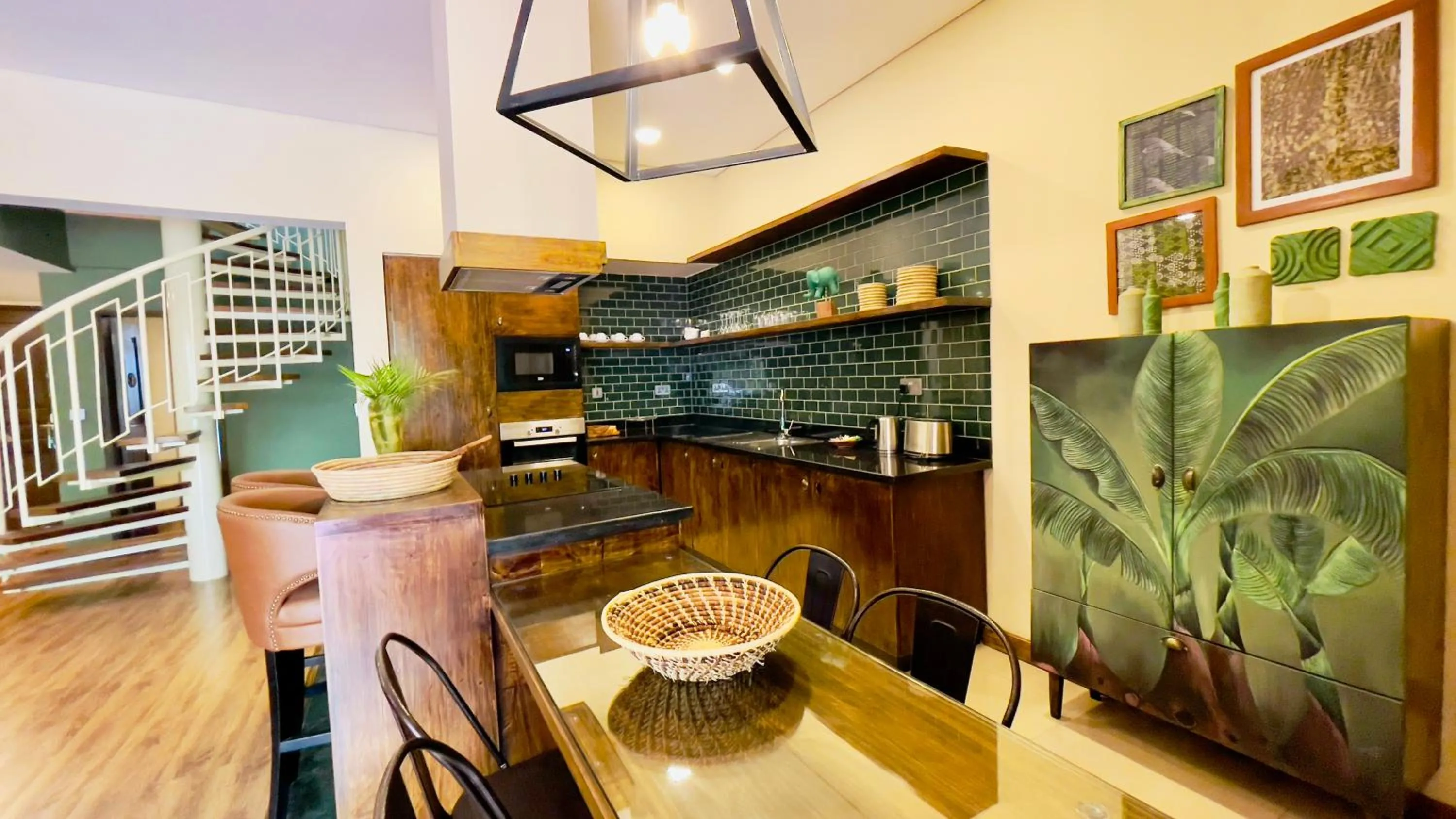 Kitchen or kitchenette in Kabira Country Club