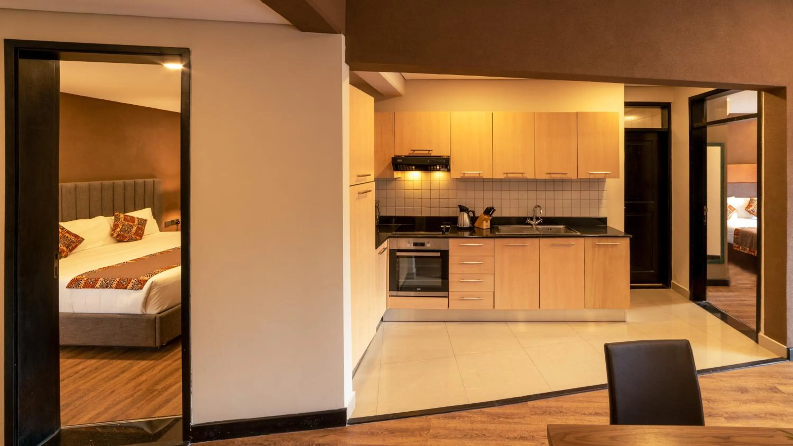 Kitchen or kitchenette, Bed in Kabira Country Club